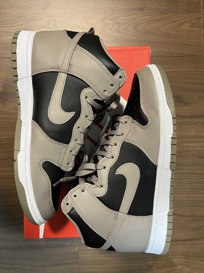 Nike Women's Dunk High "Moon Fossil"