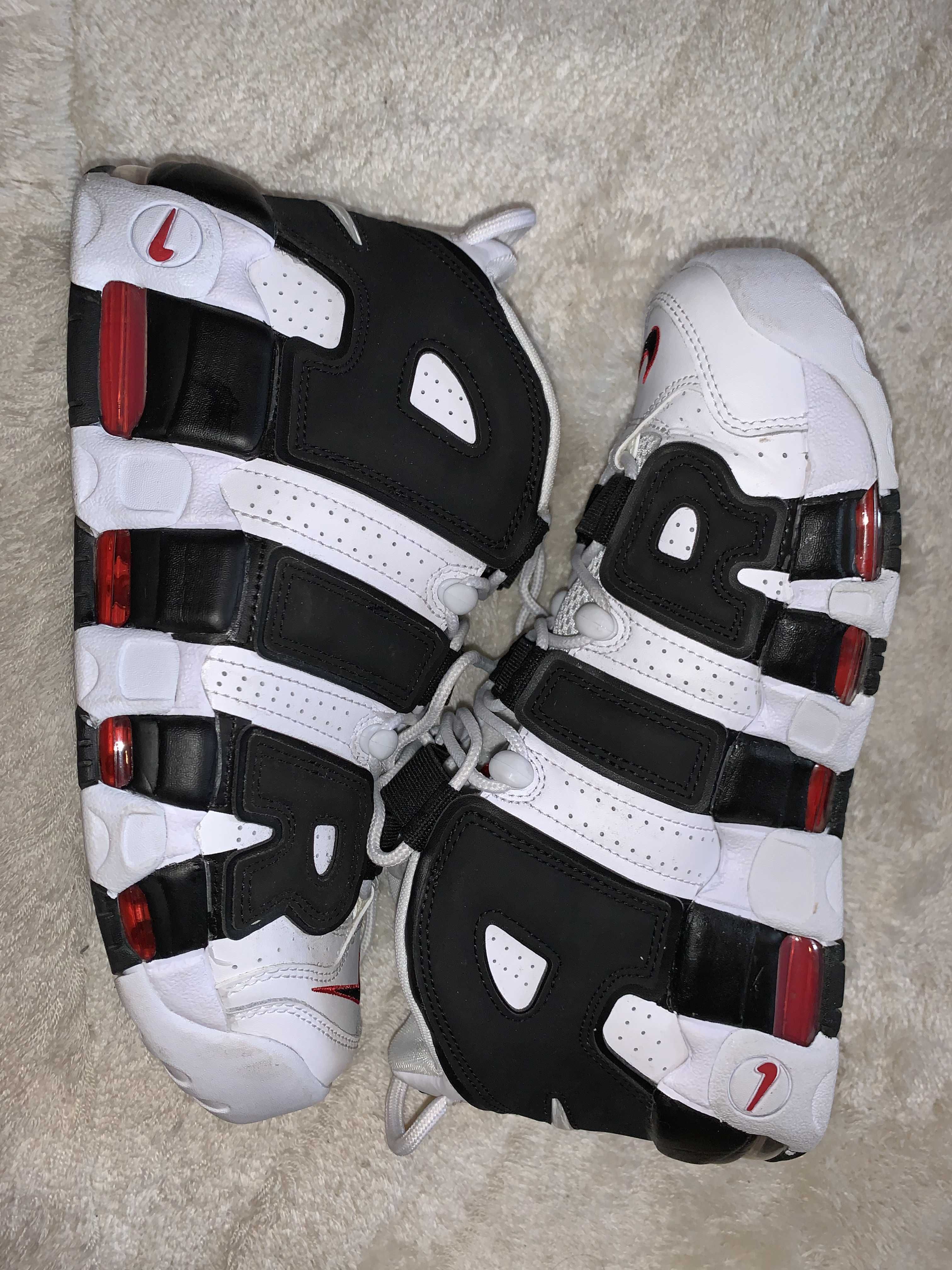NIKE AIR MORE UPTEMPO "WHITE/BLACK/UNIVERSITY RED"(2020)