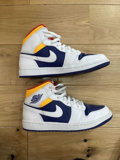 NIKE AIR JORDAN 1 MID "WHITE/NAVY/YELLOW"