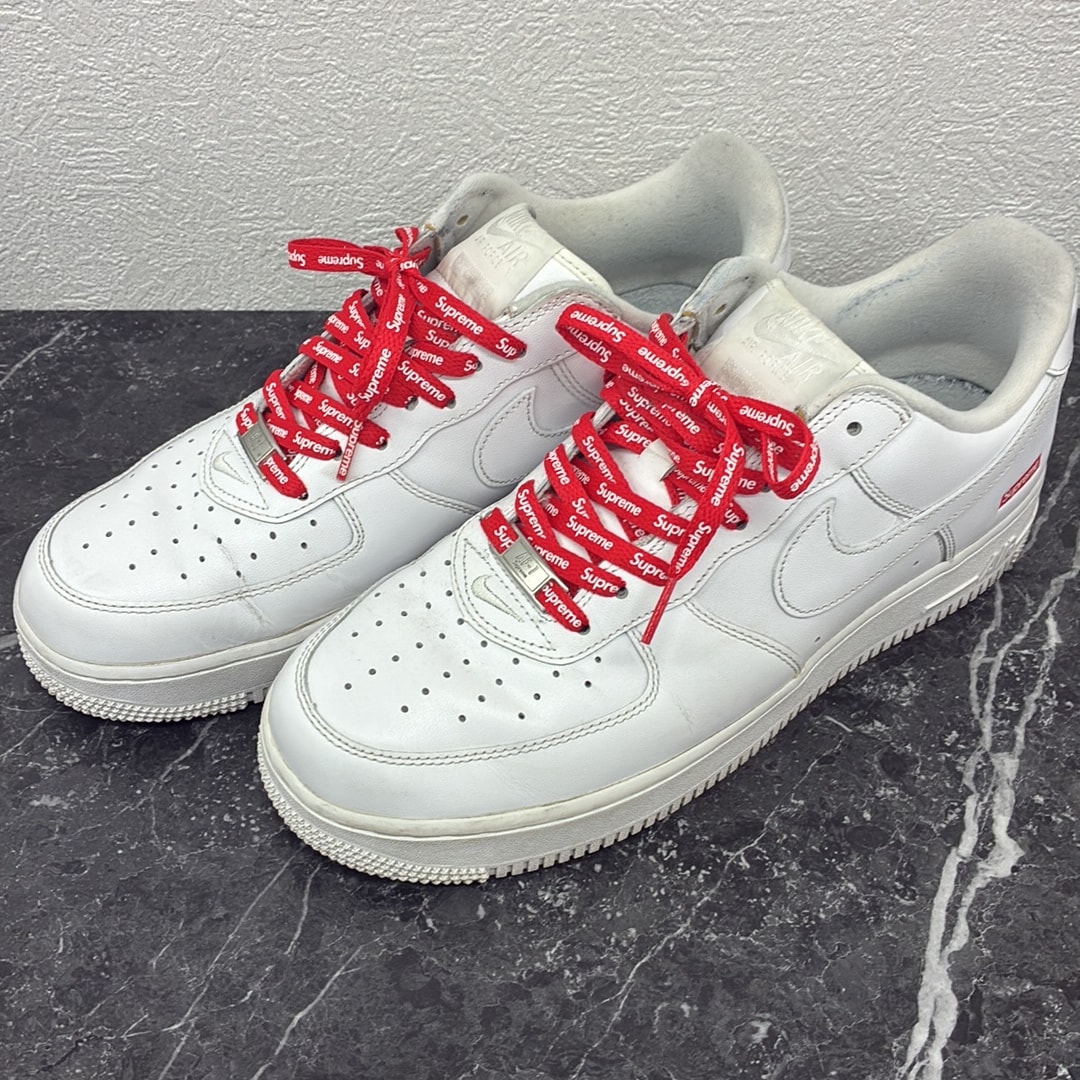 Supreme × Nike Air Force 1 Low "White"