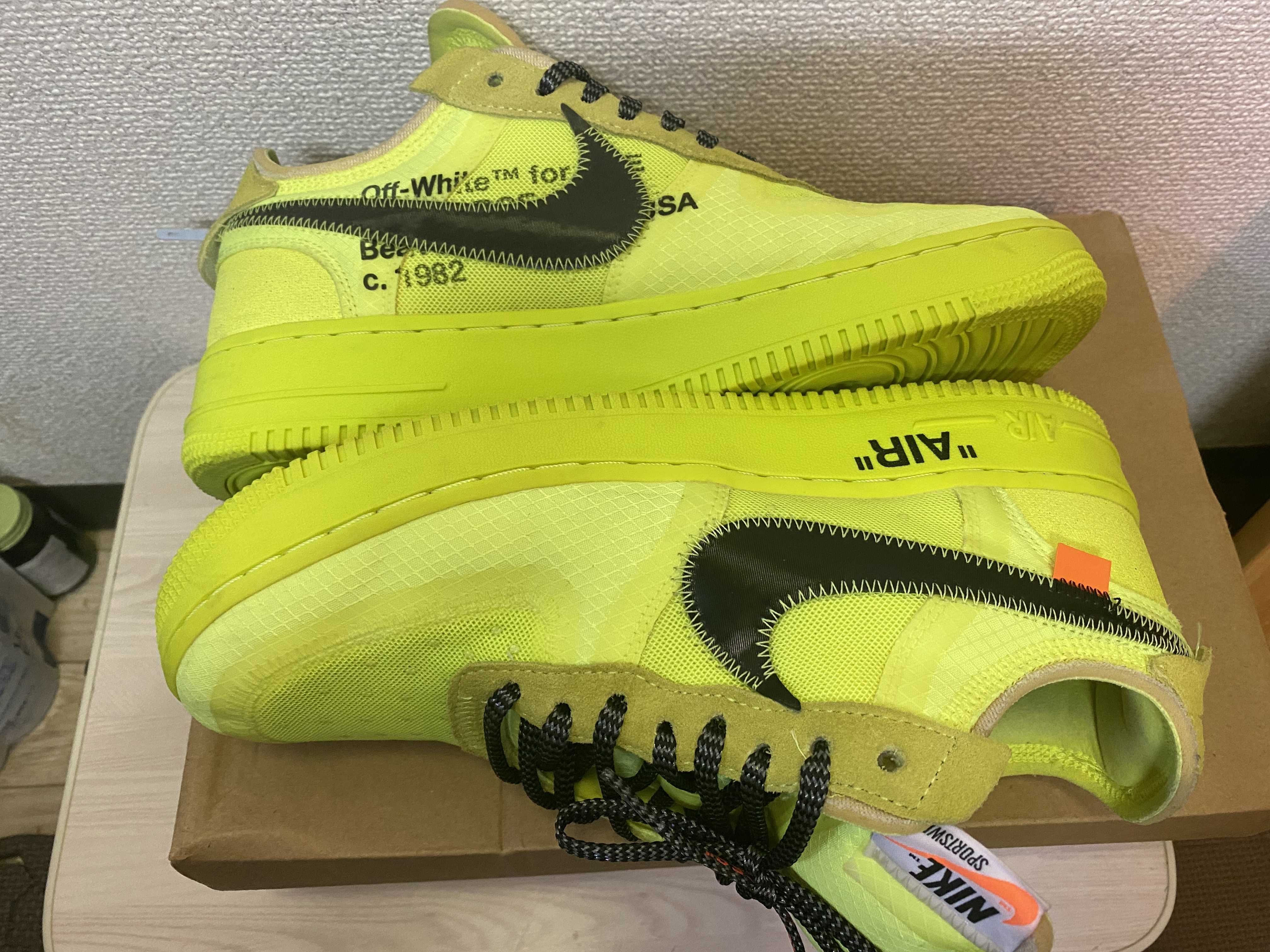 Off-White × Nike Air Force 1 Low "Volt"