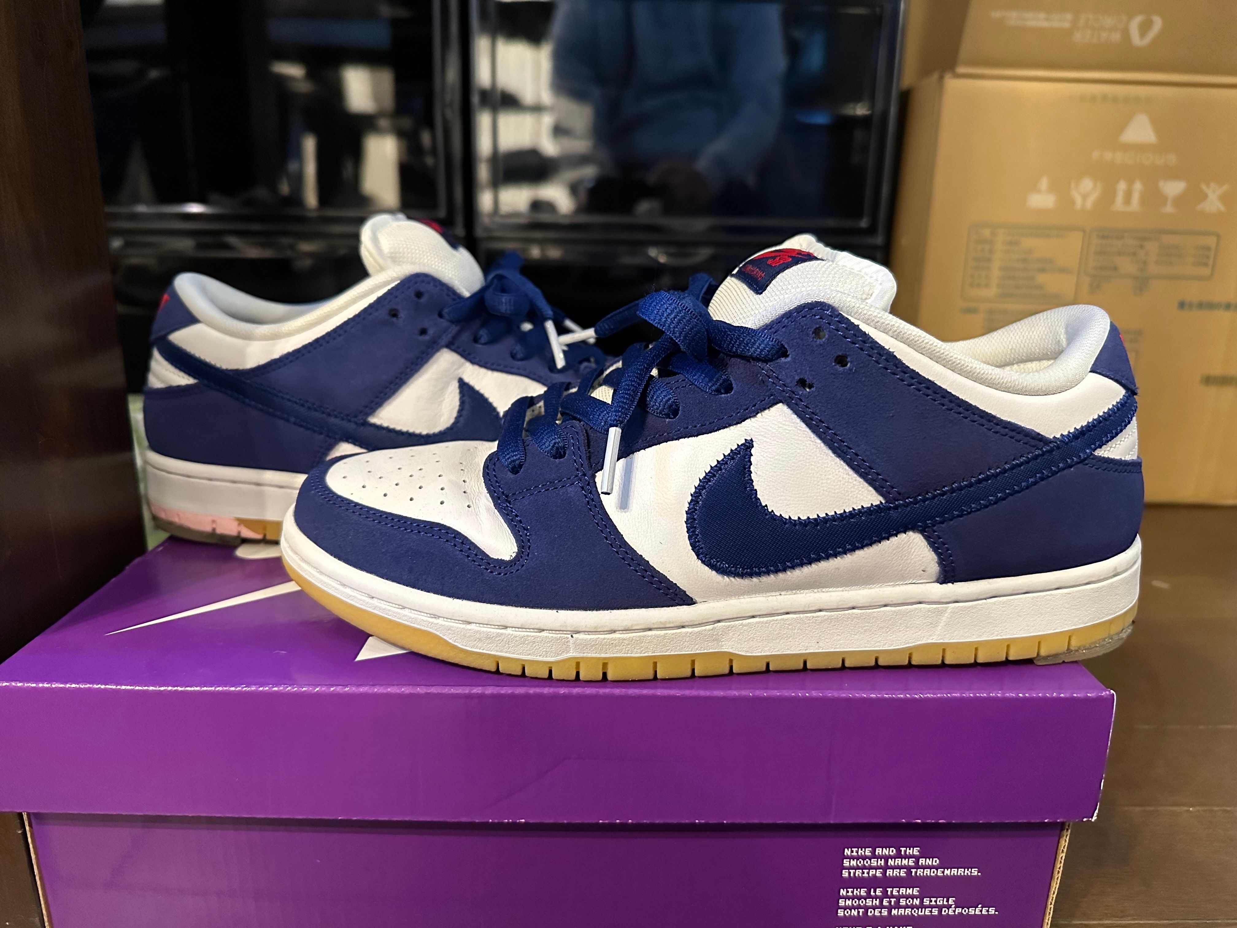 Nike SB Dunk Low "Los Angeles Dodgers/Deep Royal Blue"