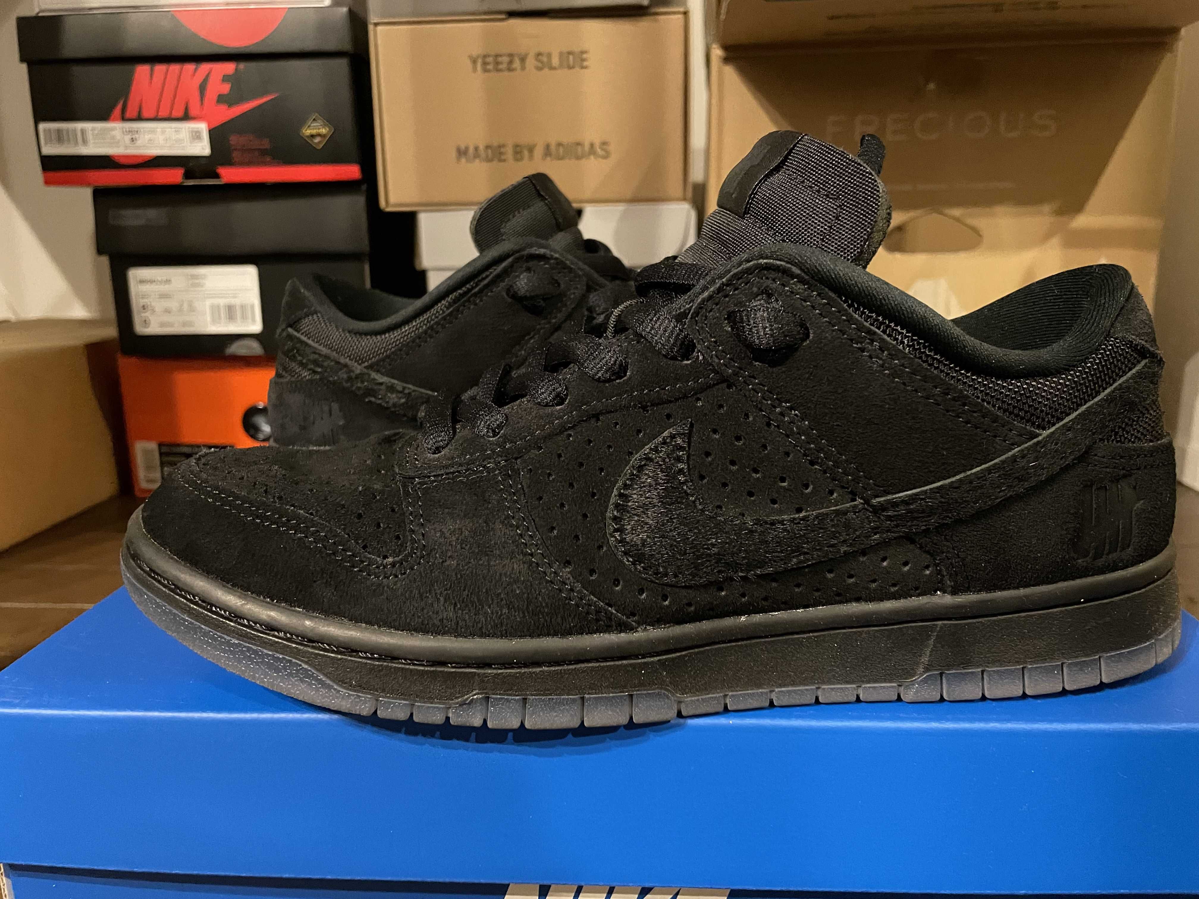 UNDEFEATED × Nike Dunk Low SP "5 ON IT"