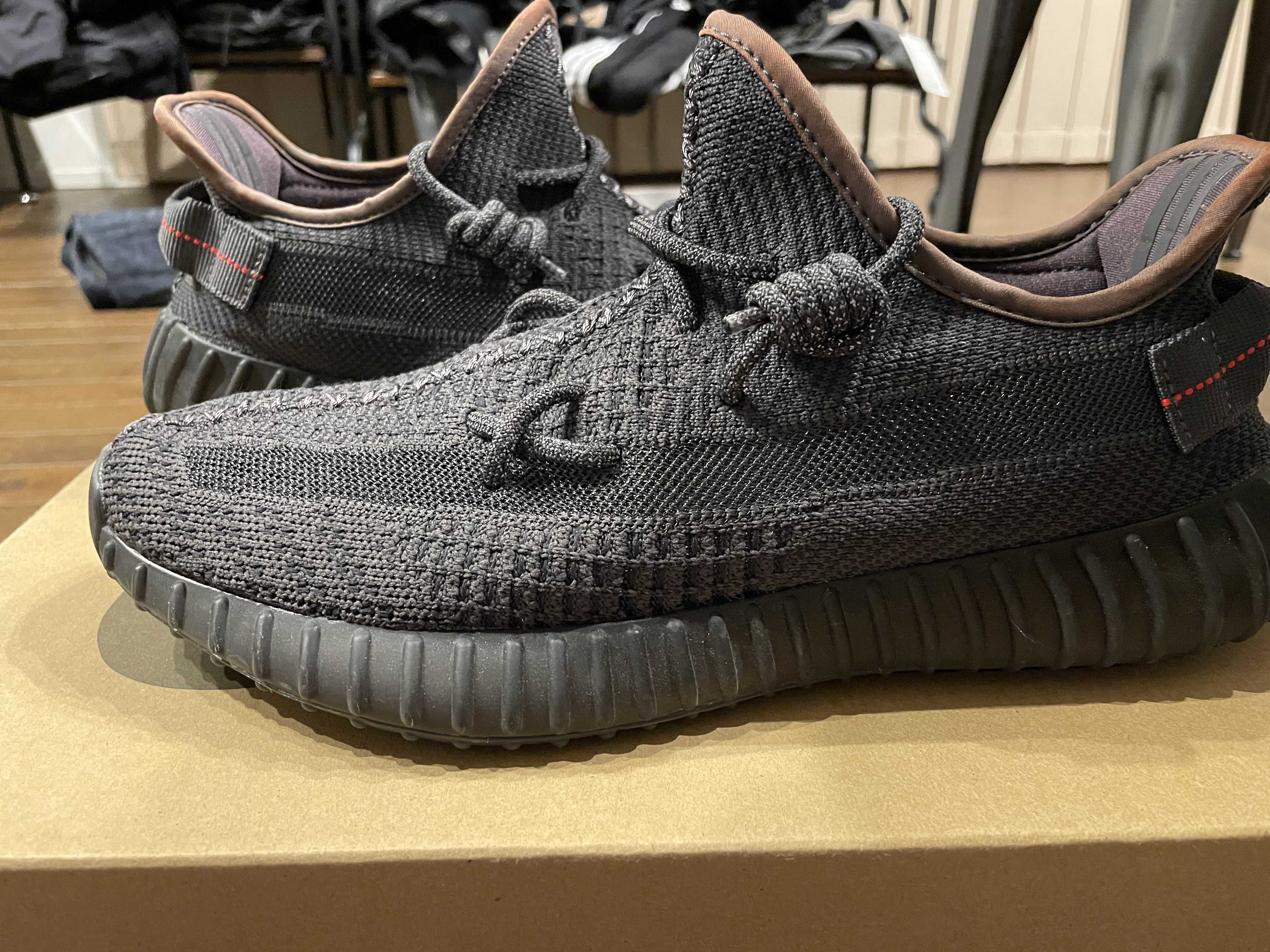 adidas YEEZY Boost 350 V2 "Black"