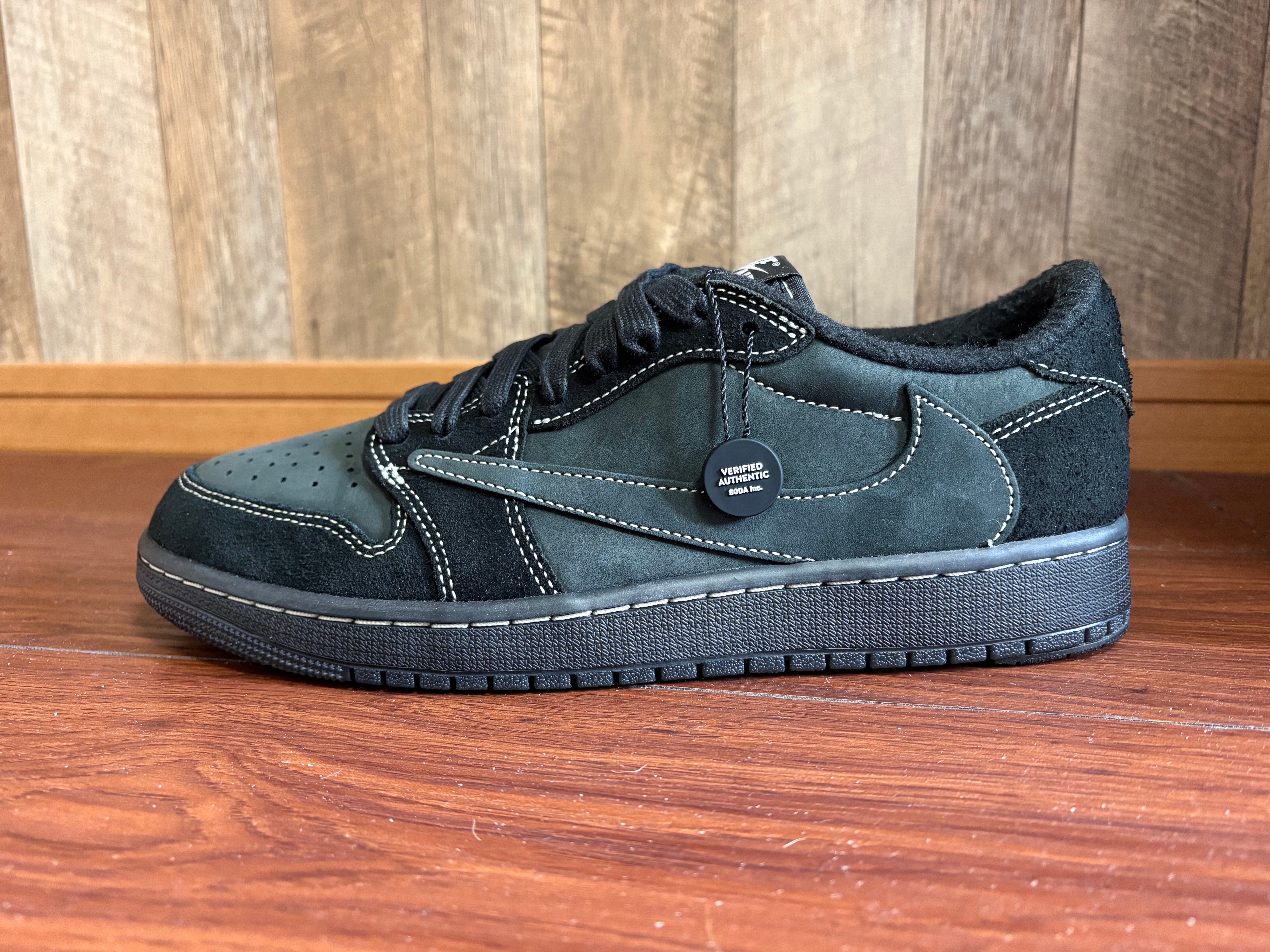 Travis Scott × Nike Air Jordan 1 Low OG SP "Black Phantom"