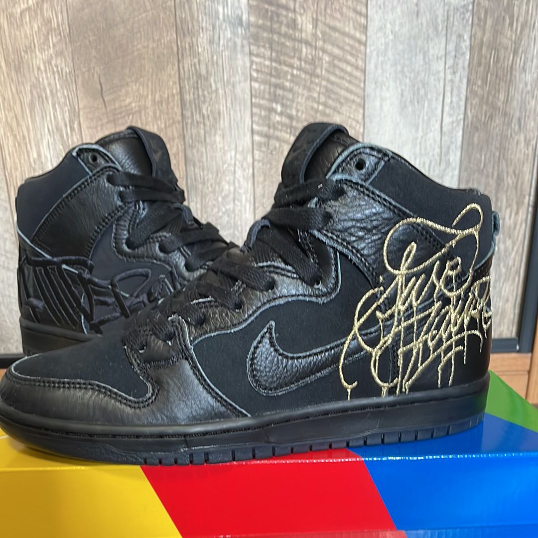 Faust × Nike SB Dunk High "Black and Metallic Gold"