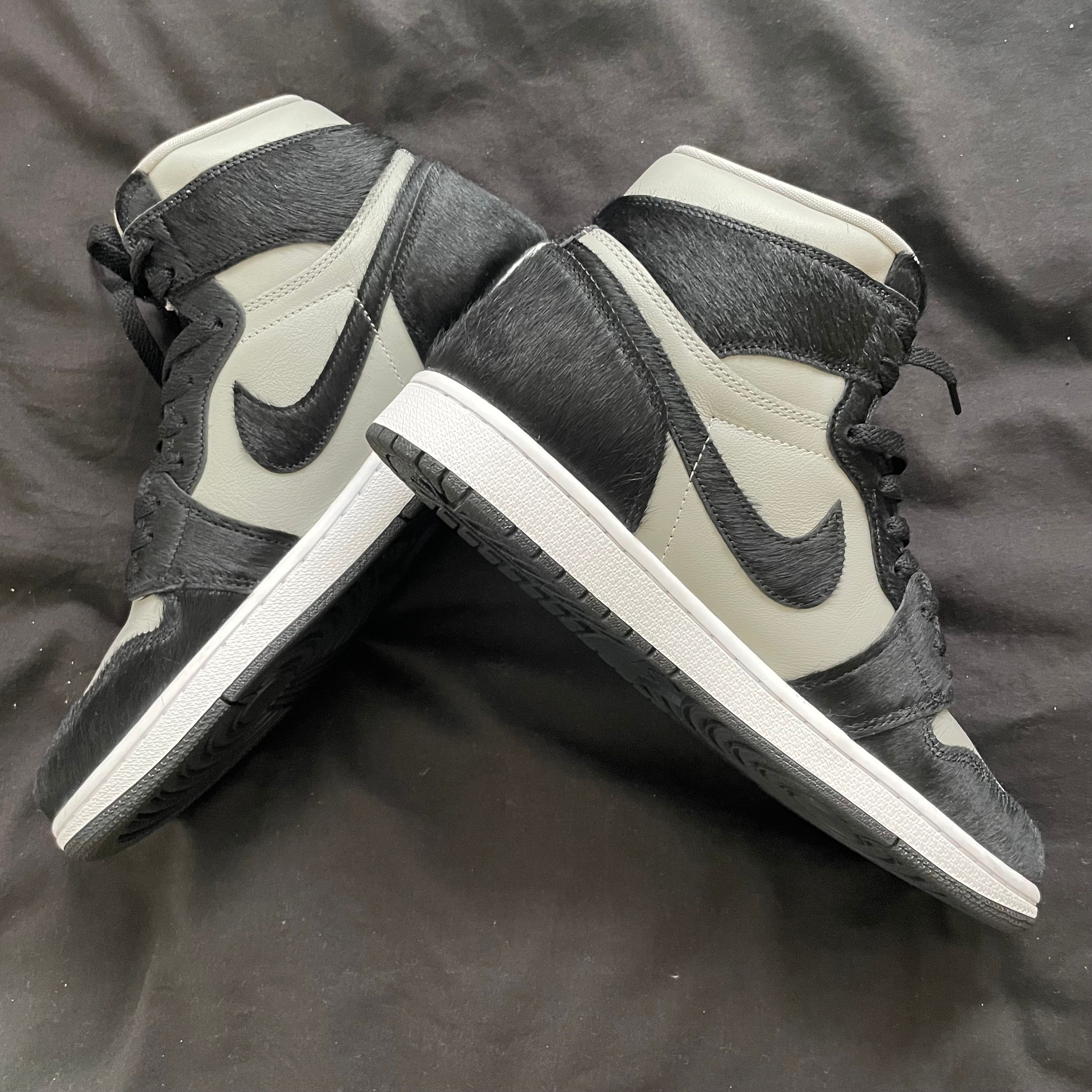 Nike Women's Air Jordan 1 Retro High OG "Medium Grey"