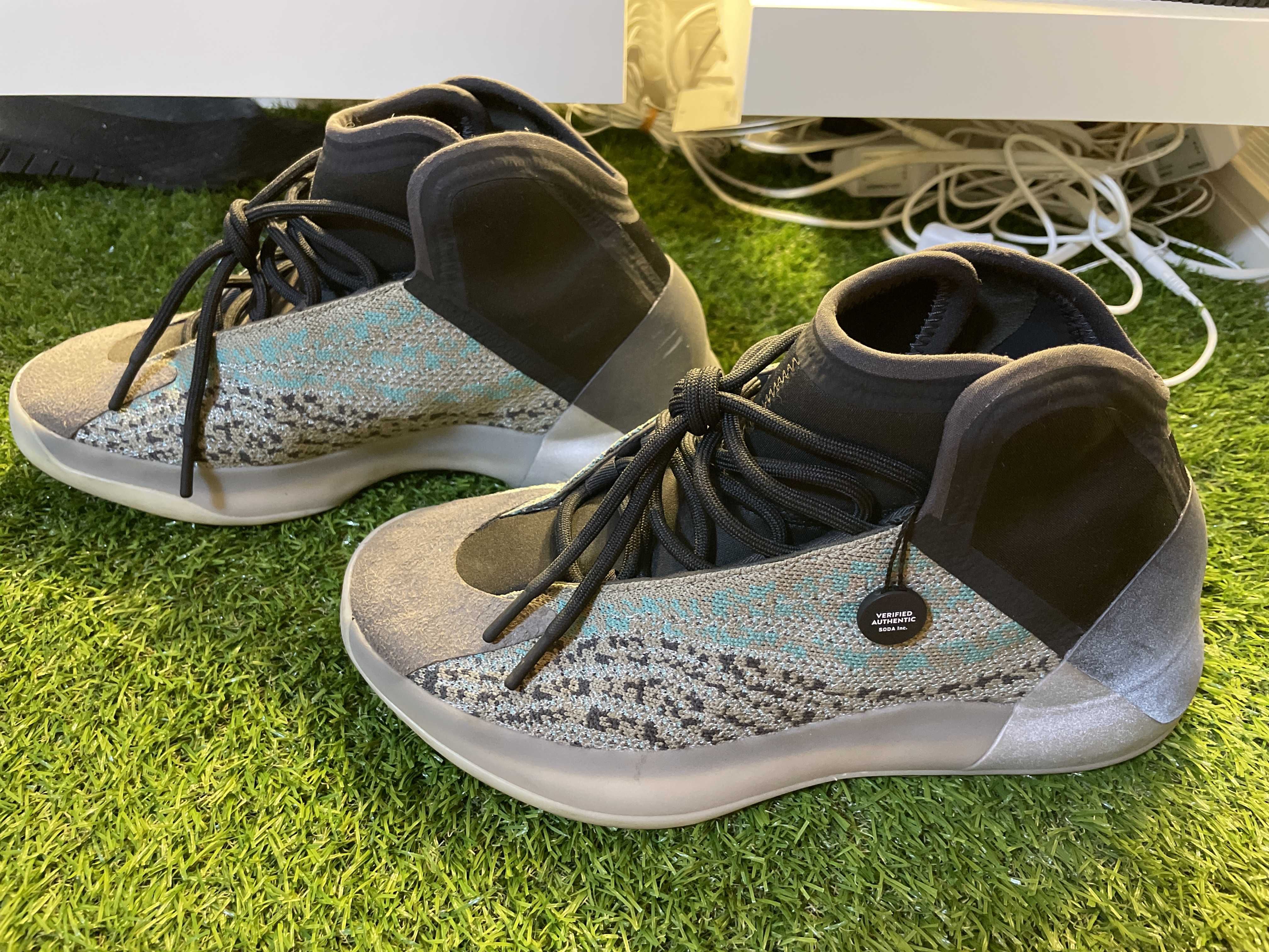 adidas YEEZY Quantum "Teal Blue"