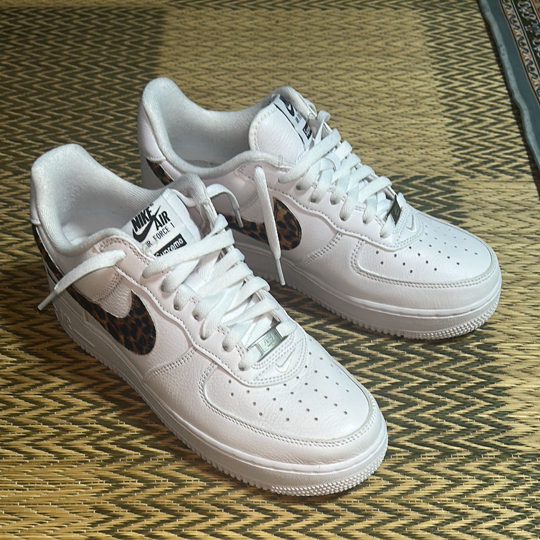 GOODENOUGH × Supreme × Nike Air Force 1 Low "White/Leopard" (25SS Week15)