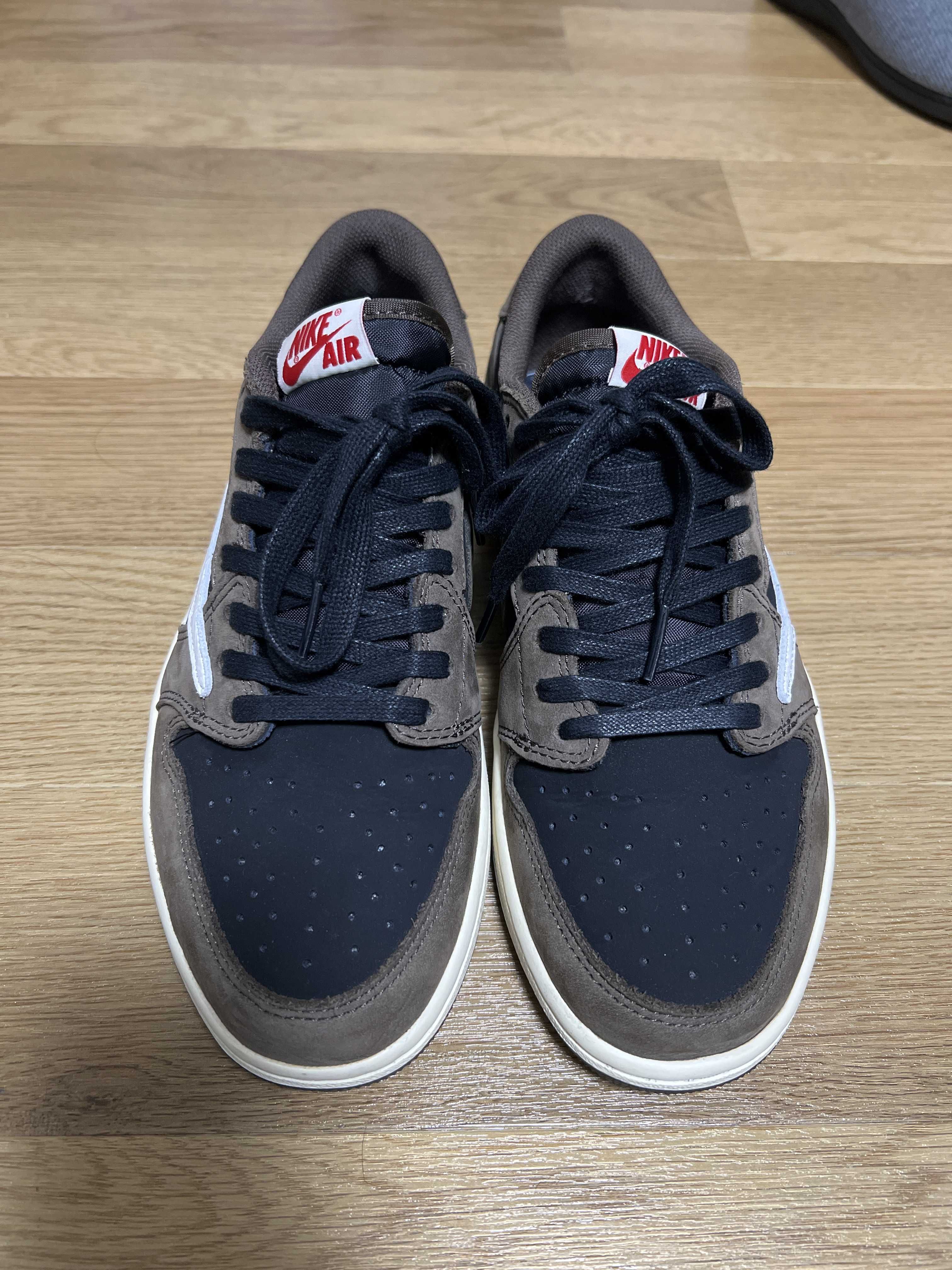 Travis Scott × Nike Air Jordan 1 Low OG SP-T  "Black/Dark Mocha"