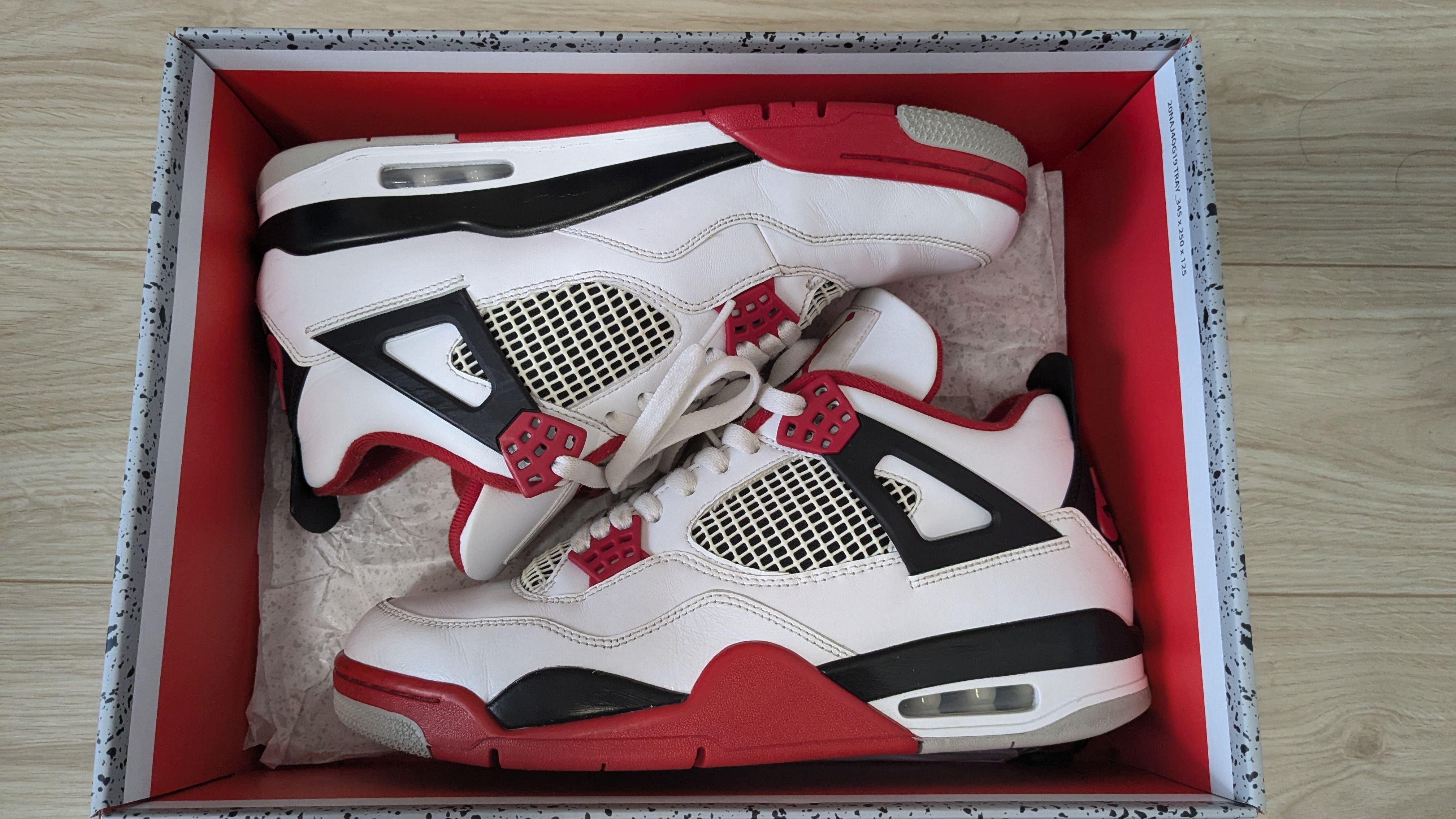 Nike Air Jordan 4 Retro OG "Fire Red" (2020)