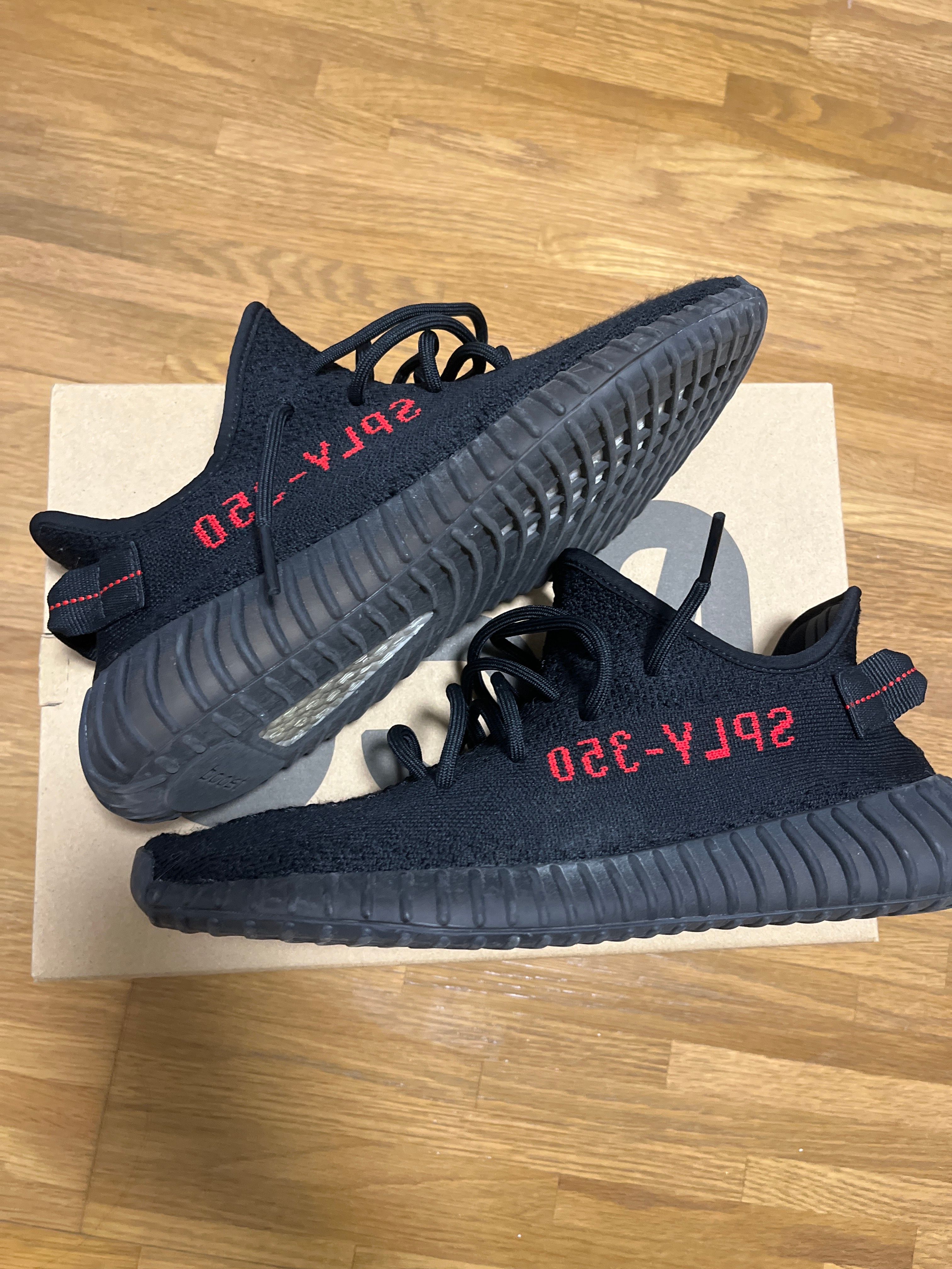 adidas YEEZY Boost 350 V2 "Core Black/Red" (2020)