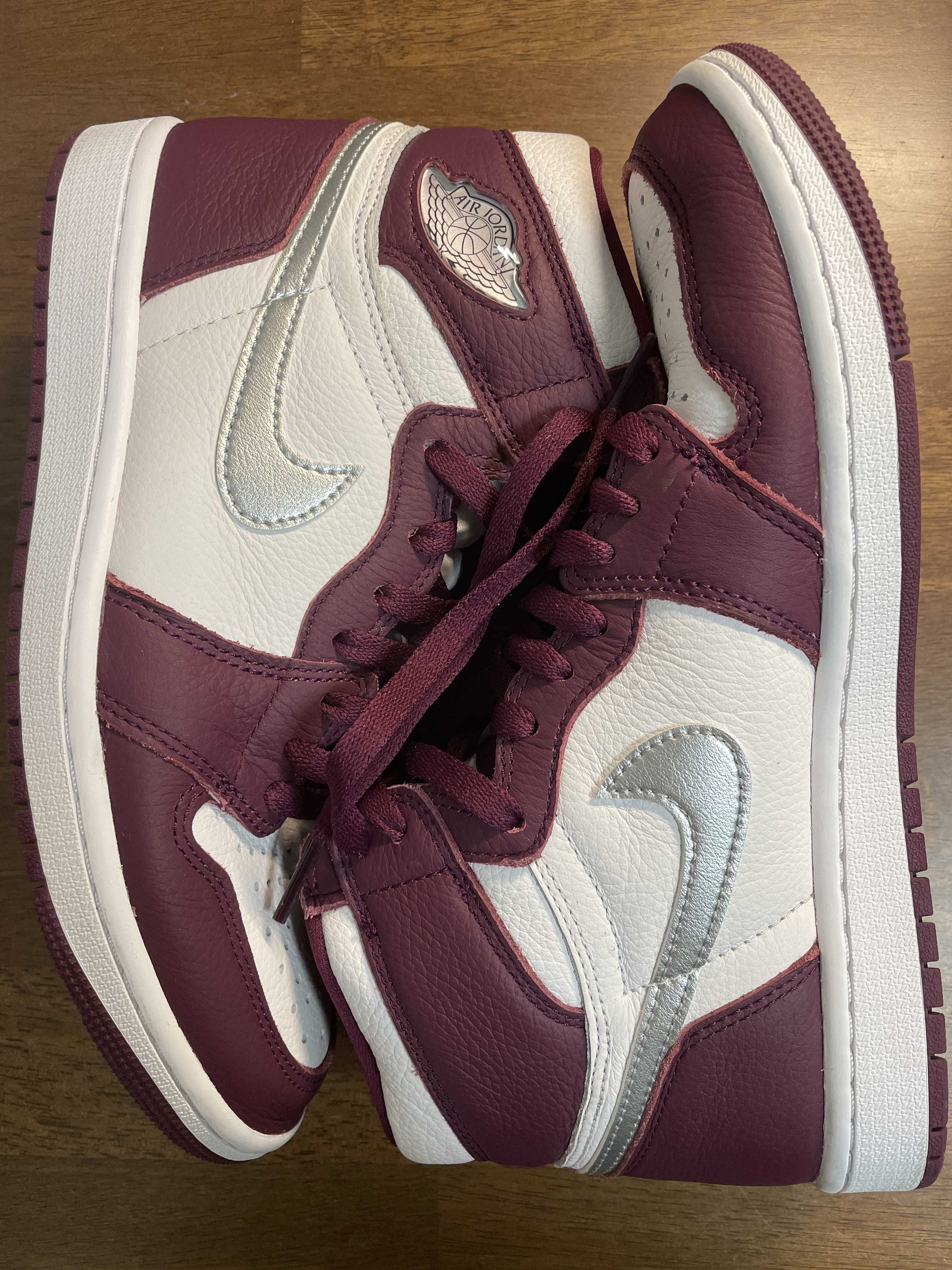 Nike Air Jordan 1 High OG "Bordeaux"