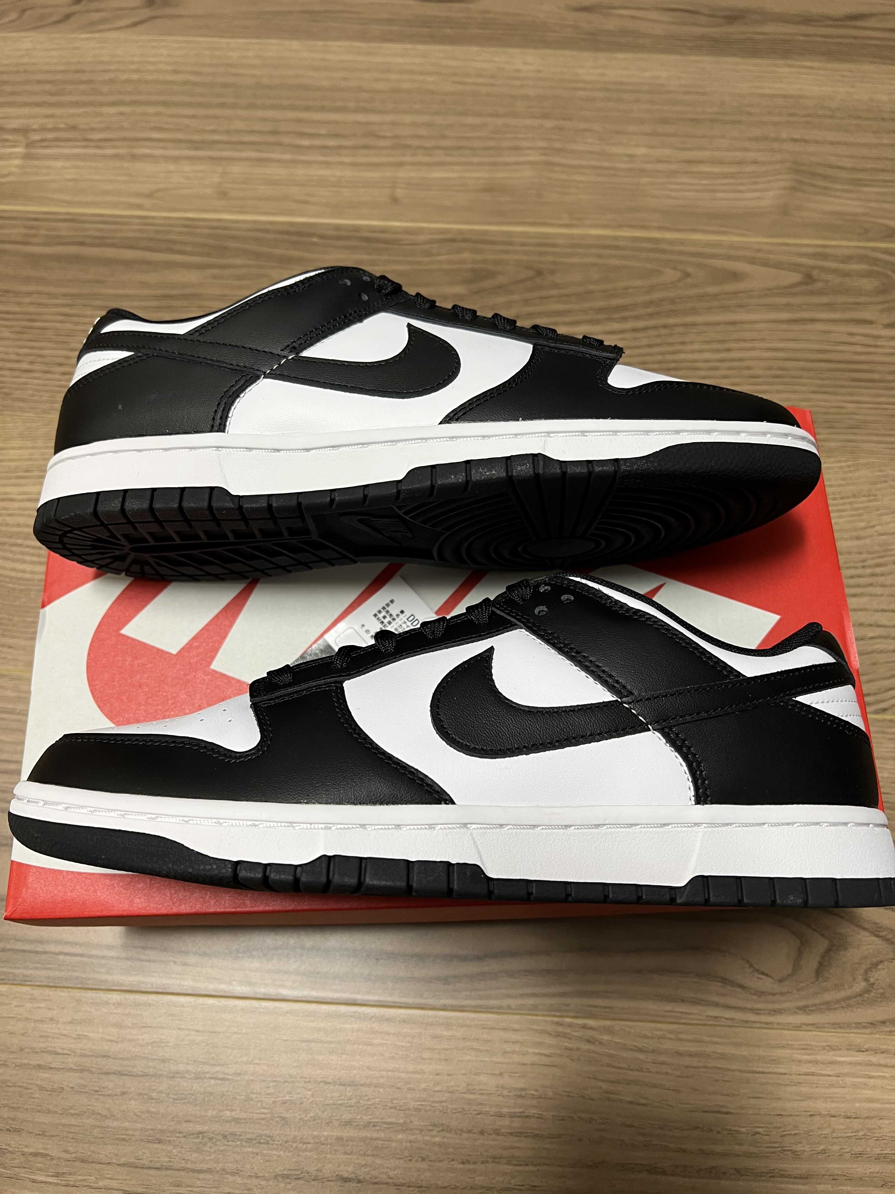 Nike Dunk Low Retro "Panda/White/Black"