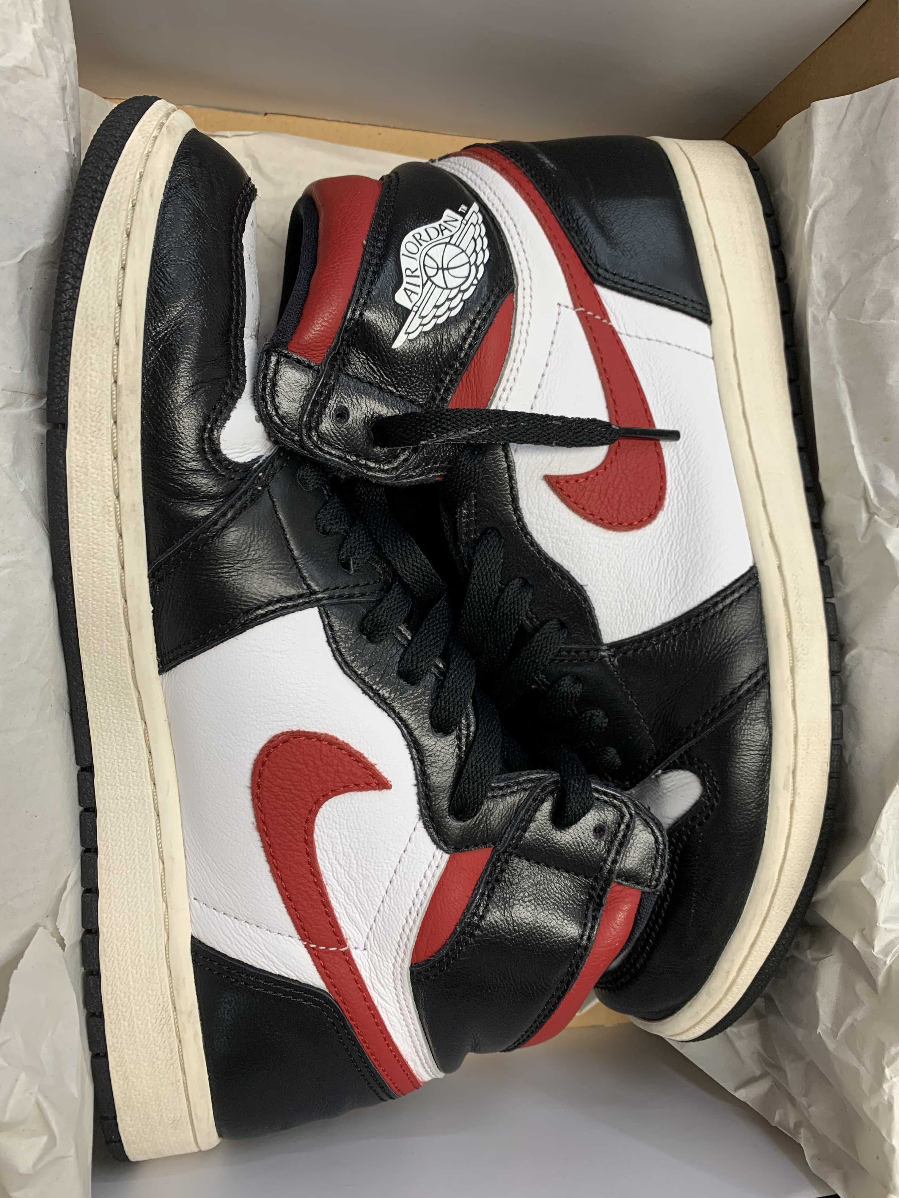 Nike Air Jordan 1 Retro High "Black/White/Sail/Gym Red"    