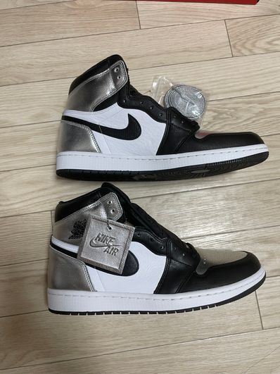 Nike Women's Air Jordan 1 Retro High OG "Silver Toe"