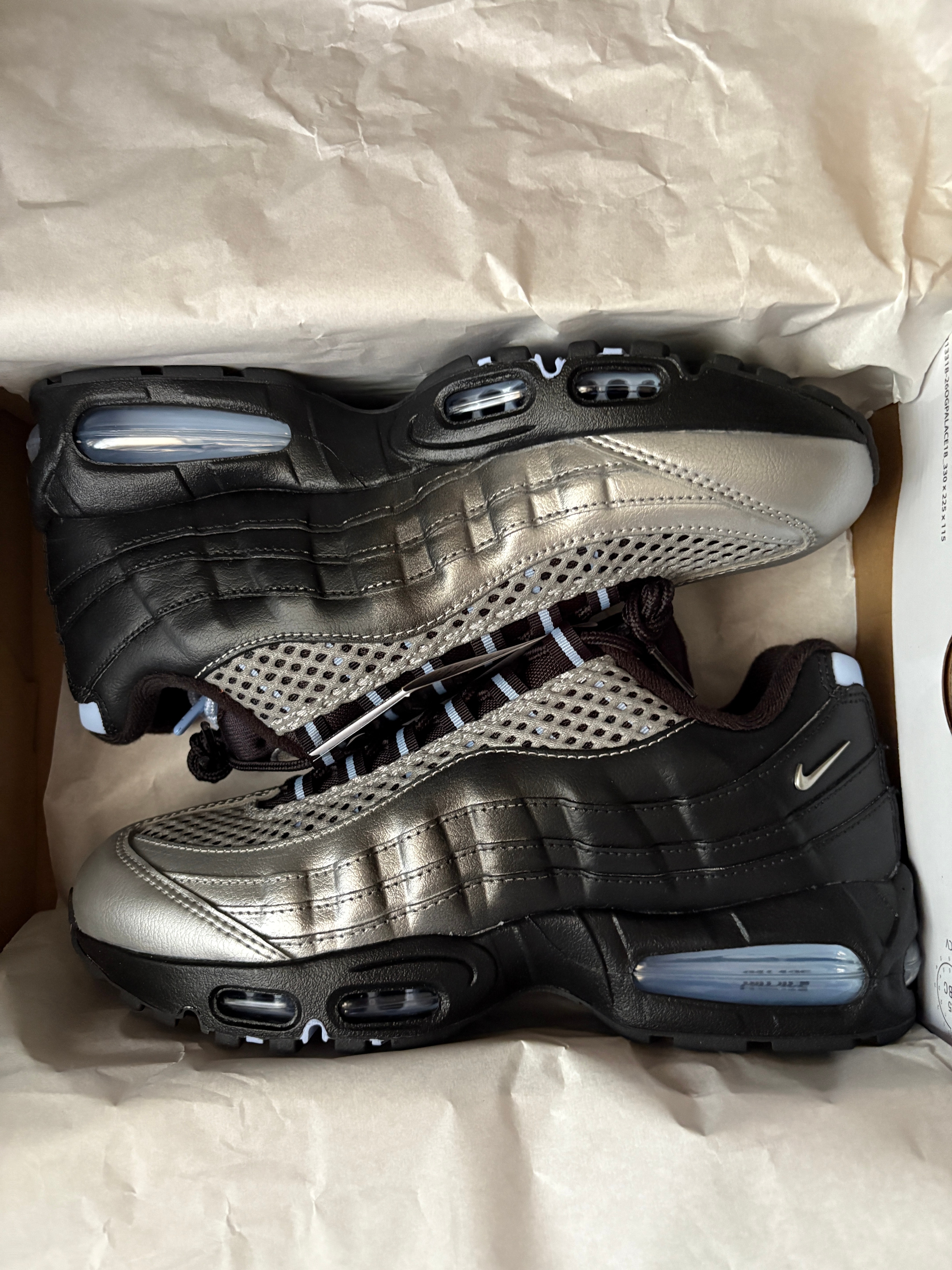 Palace Skateboards × Nike Air Max 95 Big Bubble "Metallic Silver/Aluminum"