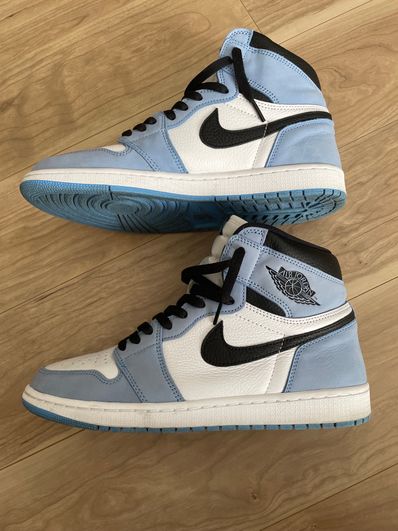 Nike Air Jordan 1 High OG "University Blue"