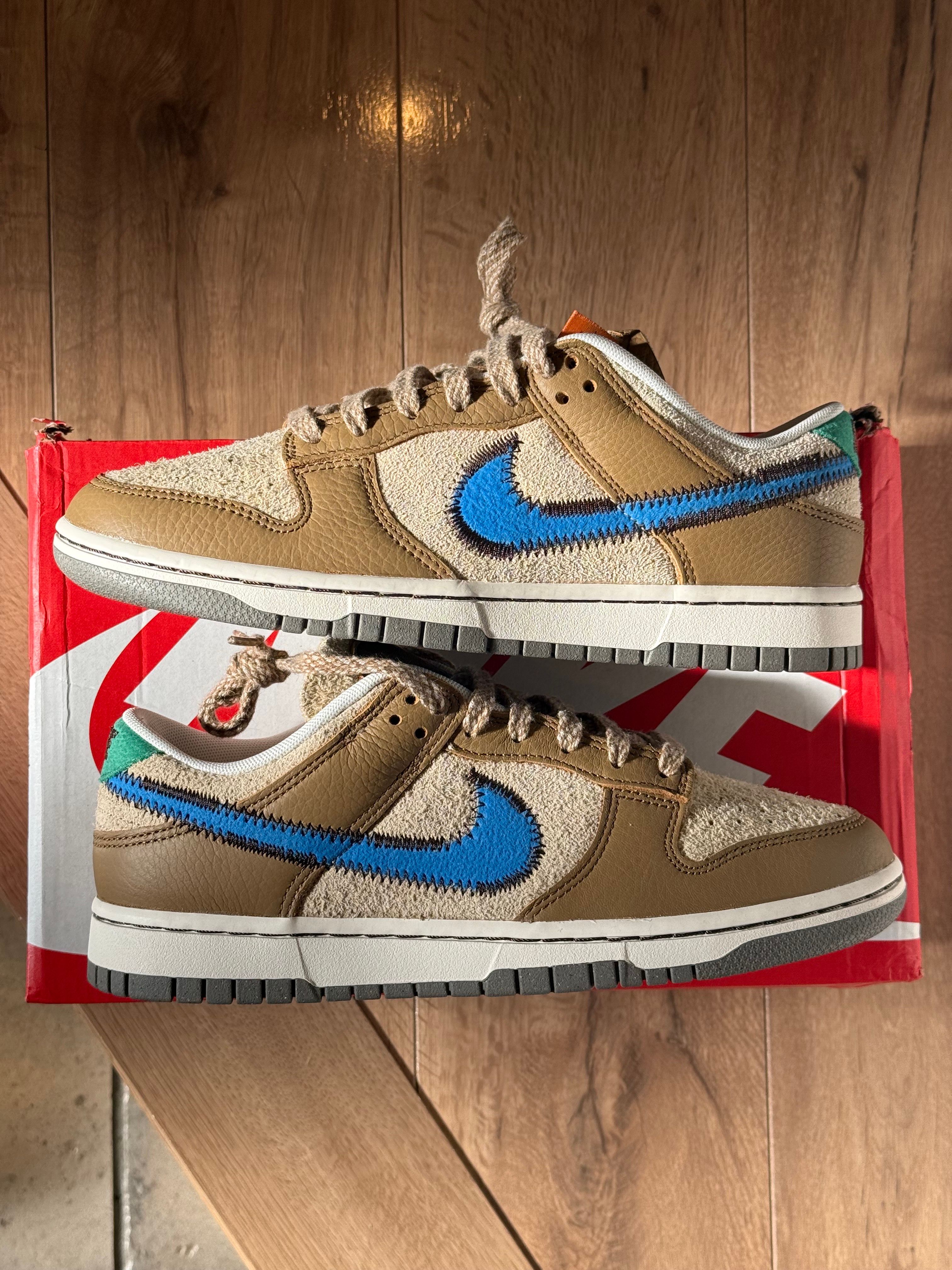 size? × Nike Dunk Low "Dark Driftwood/Photo BlueRattan"