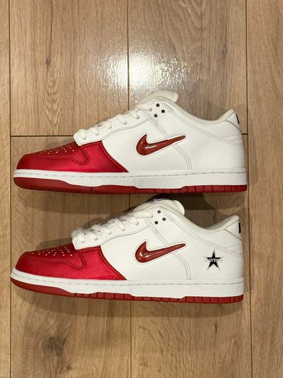 Supreme × Nike Dunk Low "Varsity Red/White"