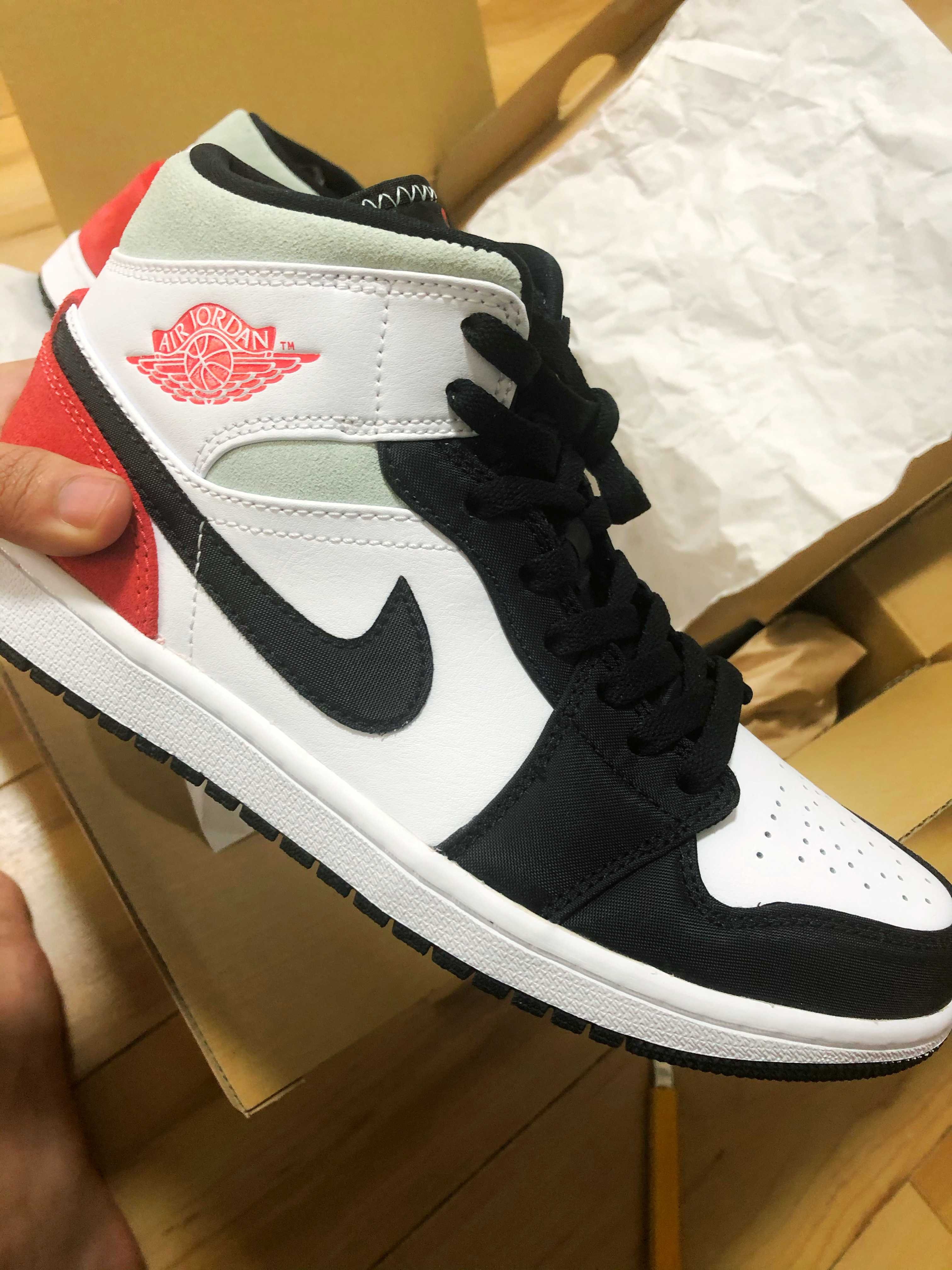 Nike Air Jordan 1 Mid SE "Black/Red/White"