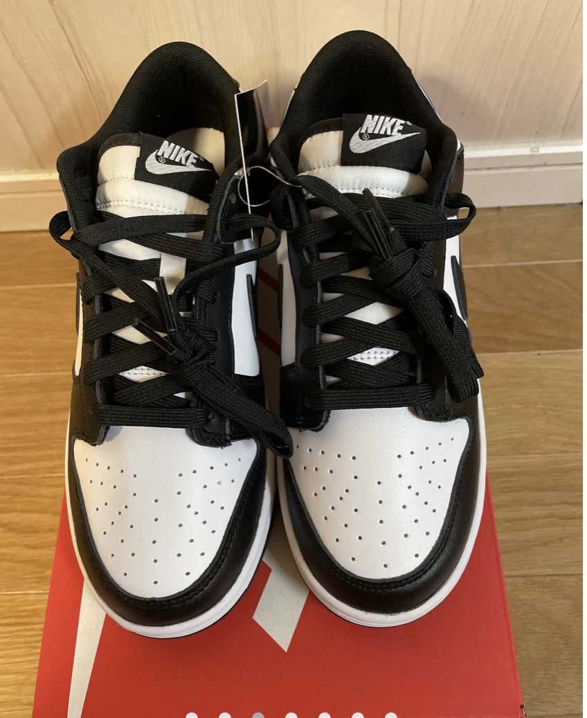 Nike Dunk Low Retro "Panda/White/Black"