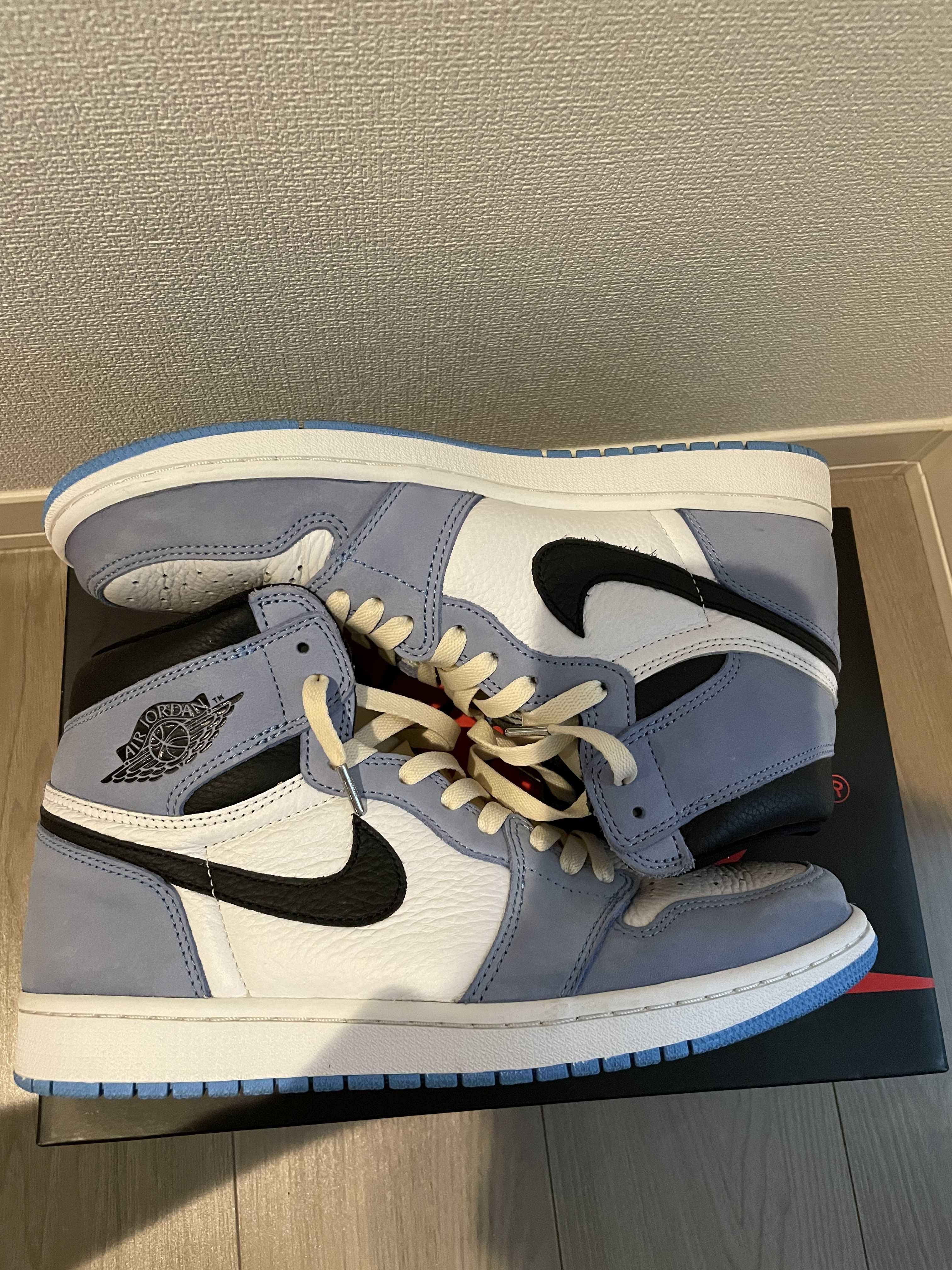 Nike Air Jordan 1 High OG "University Blue"