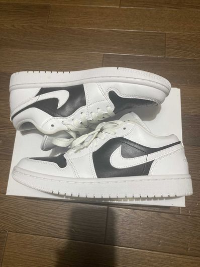 NIKE Women's AIR JORDAN 1 LOW "PANDA"
