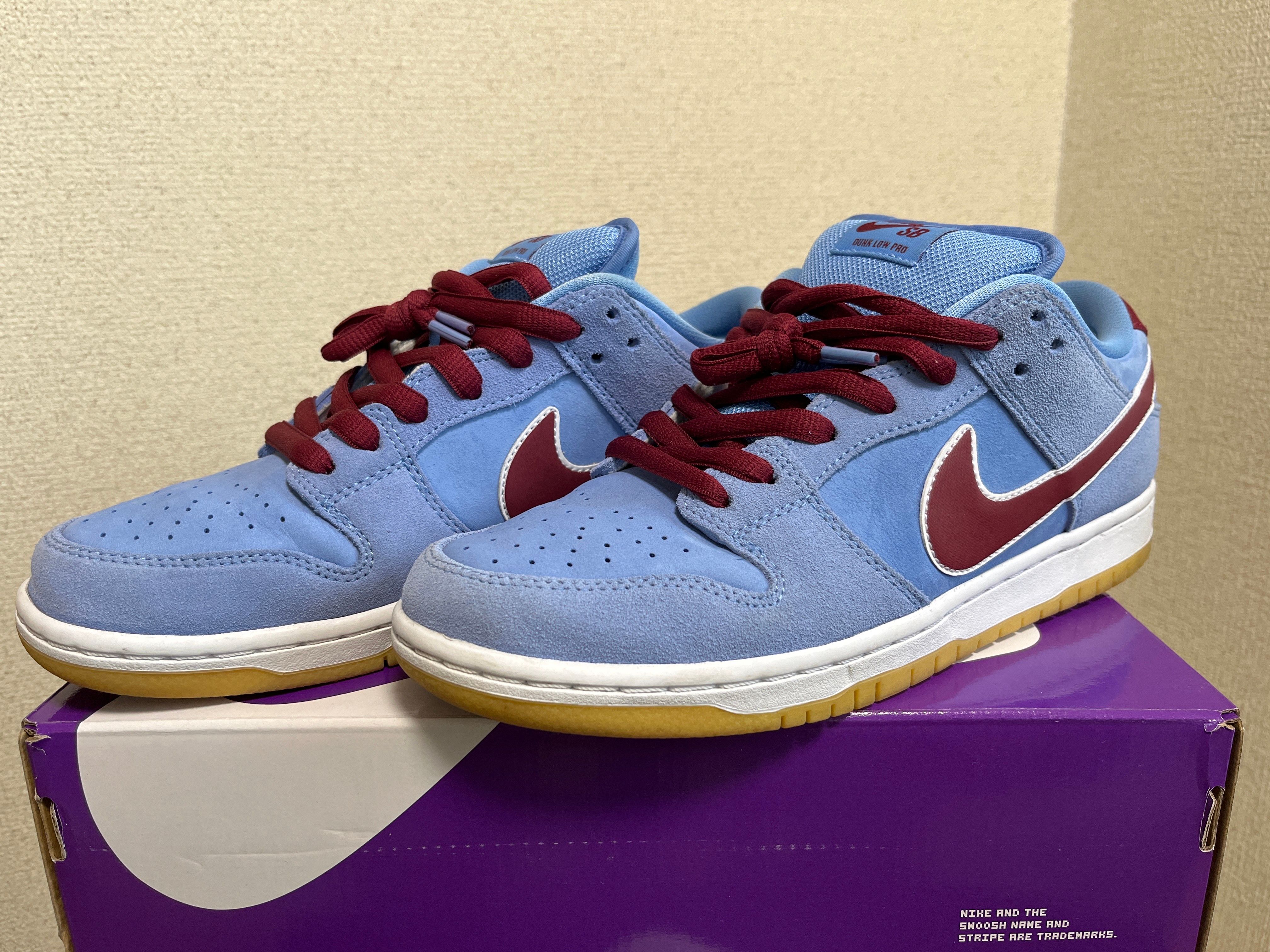 Nike SB Dunk Low Pro "Philadelphia Phillies/Valor Blue and Team Maroon"
