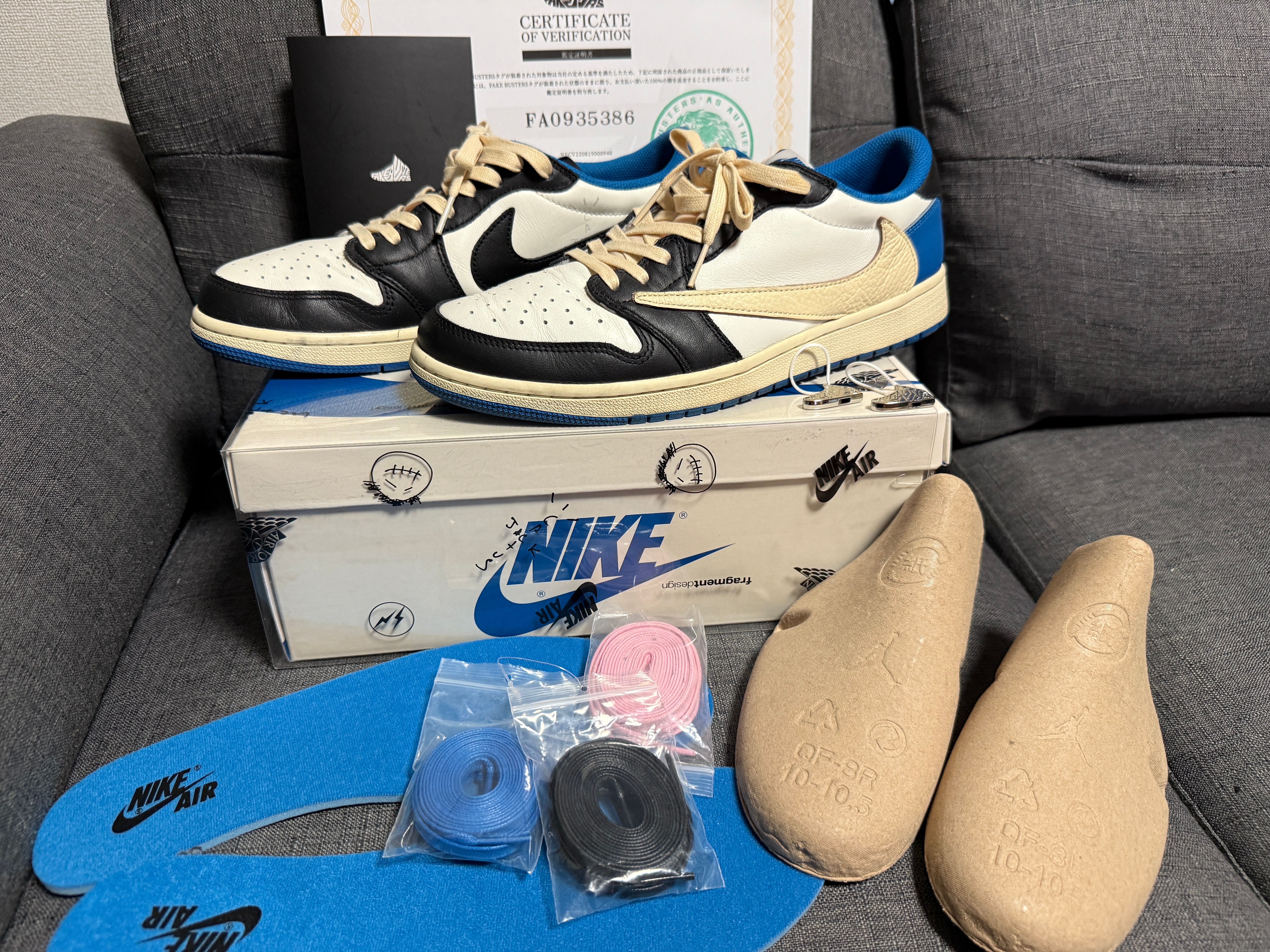 Travis Scott × fragment design × Nike Air Jordan 1 Low OG SP "Military Blue"