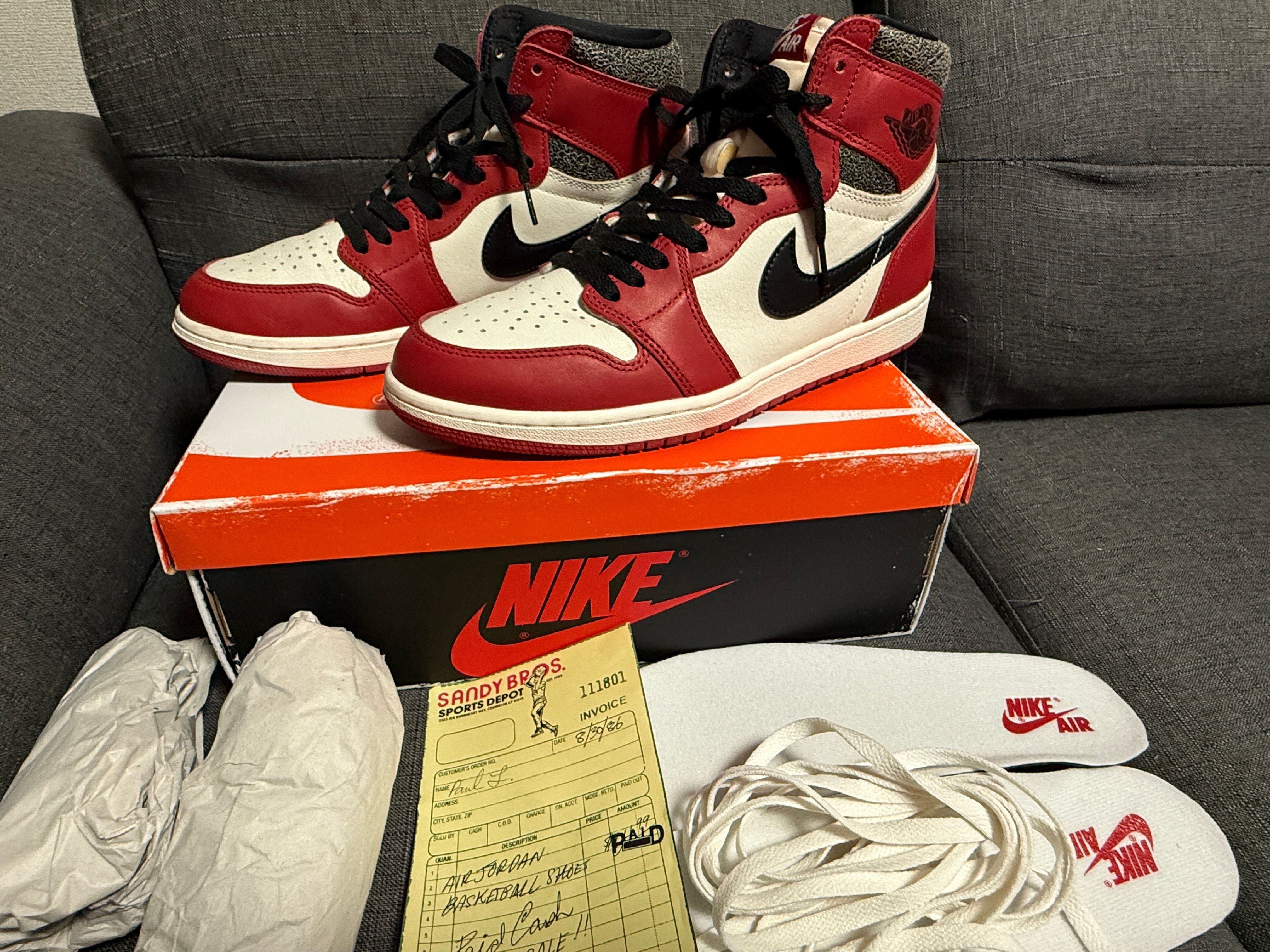 Nike Air Jordan 1 High OG "Lost & Found/Chicago"