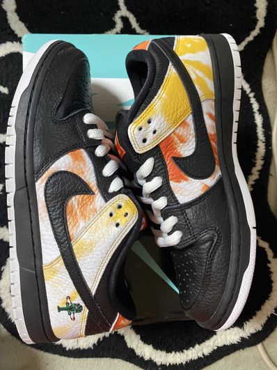Nike SB Dunk Low "Raygun Tie-Dye/Black"