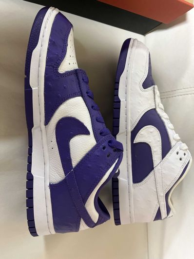 Nike Women's Dunk Low "Made You Look"