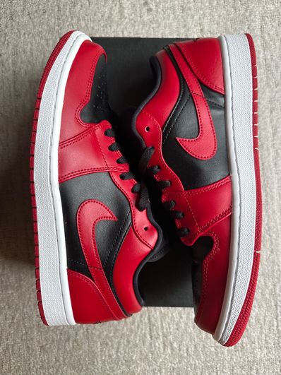 Nike Air Jordan 1 Low "Varsity Red"