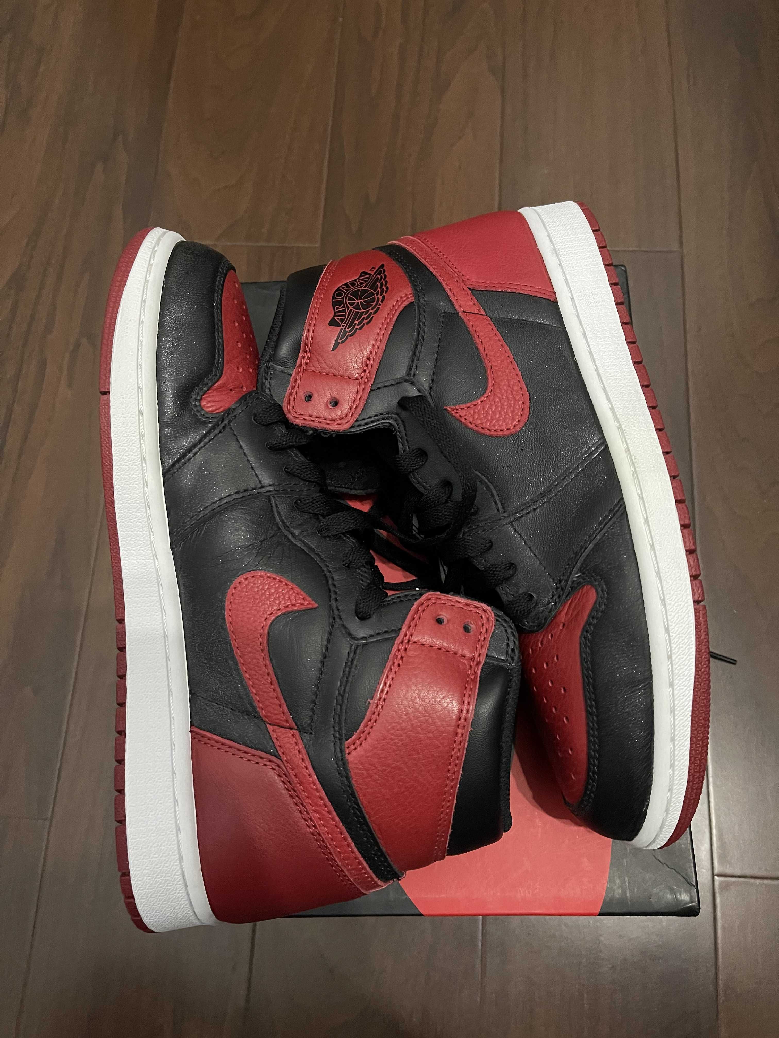 Nike Air Jordan 1 Retro High OG "Bred/Banned" (2016)