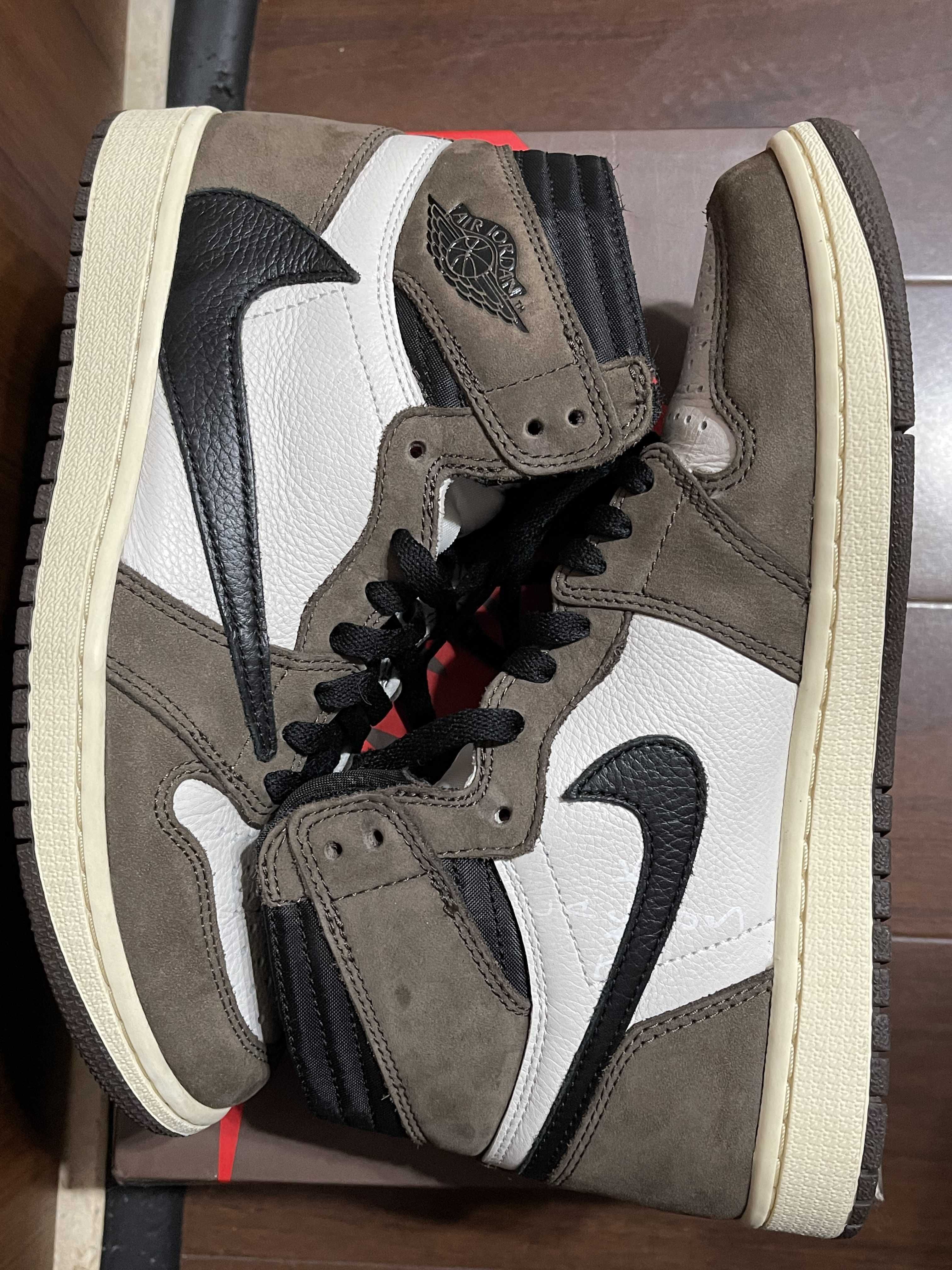 Travis Scott × Nike Air Jordan 1 Retro High OG TS SP "Sail/Dark Mocha"