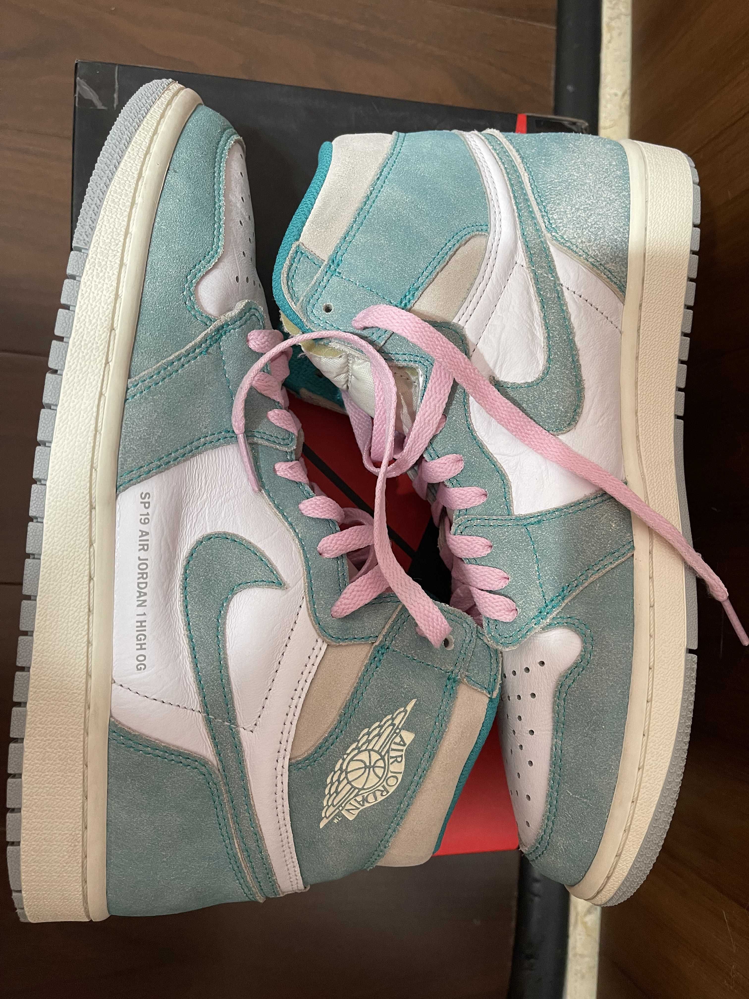 Nike Air Jordan 1 Retro High OG "Turbo Green"