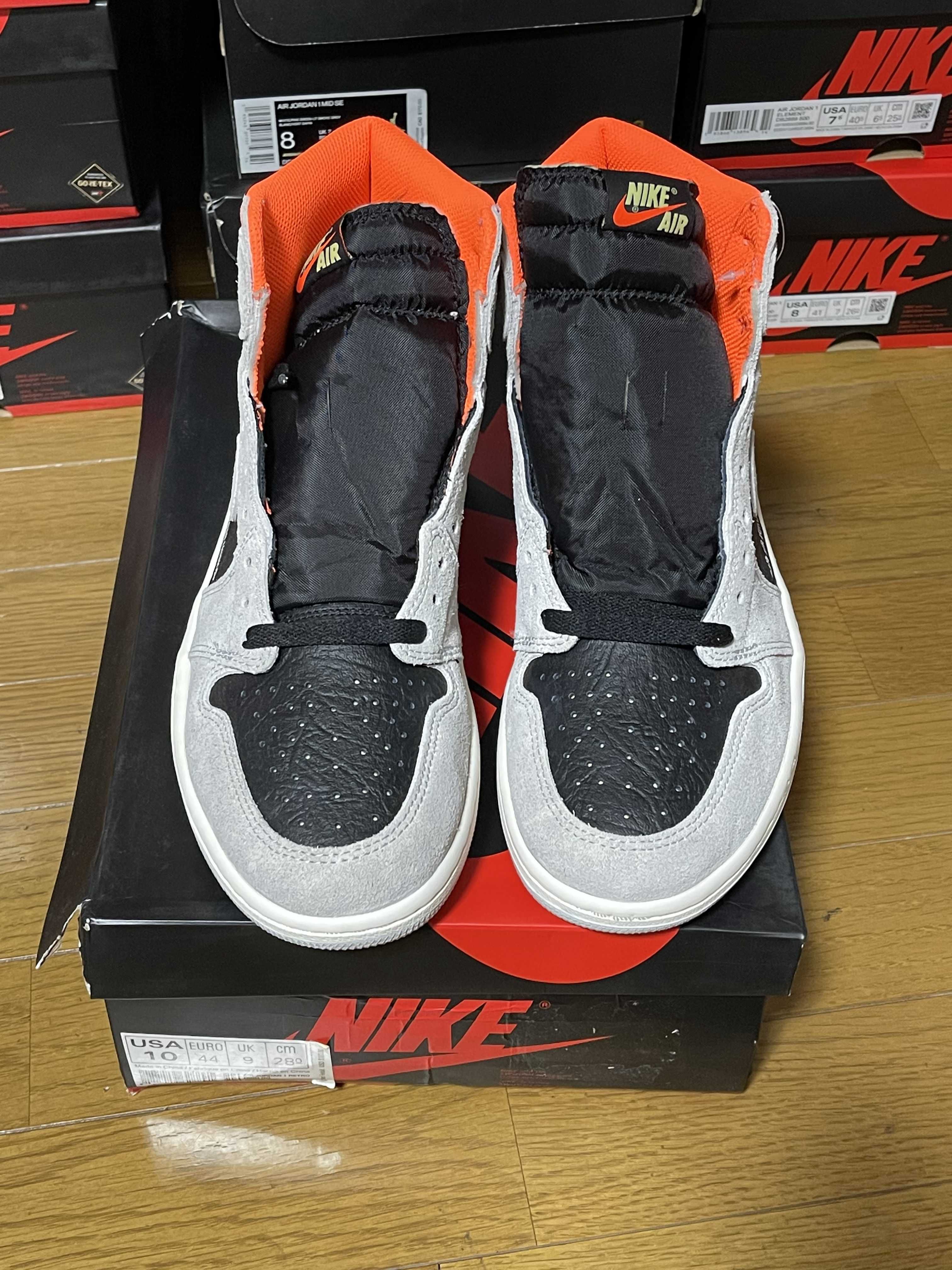 Nike Air Jordan 1 RETRO High OG "Hyper Crimson"