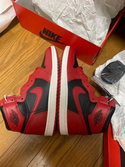 Nike Air Jordan 1 High ’85 "Varsity Red"