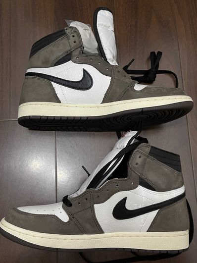 Travis Scott × Nike Air Jordan 1 Retro High OG TS SP "Sail/Dark Mocha"