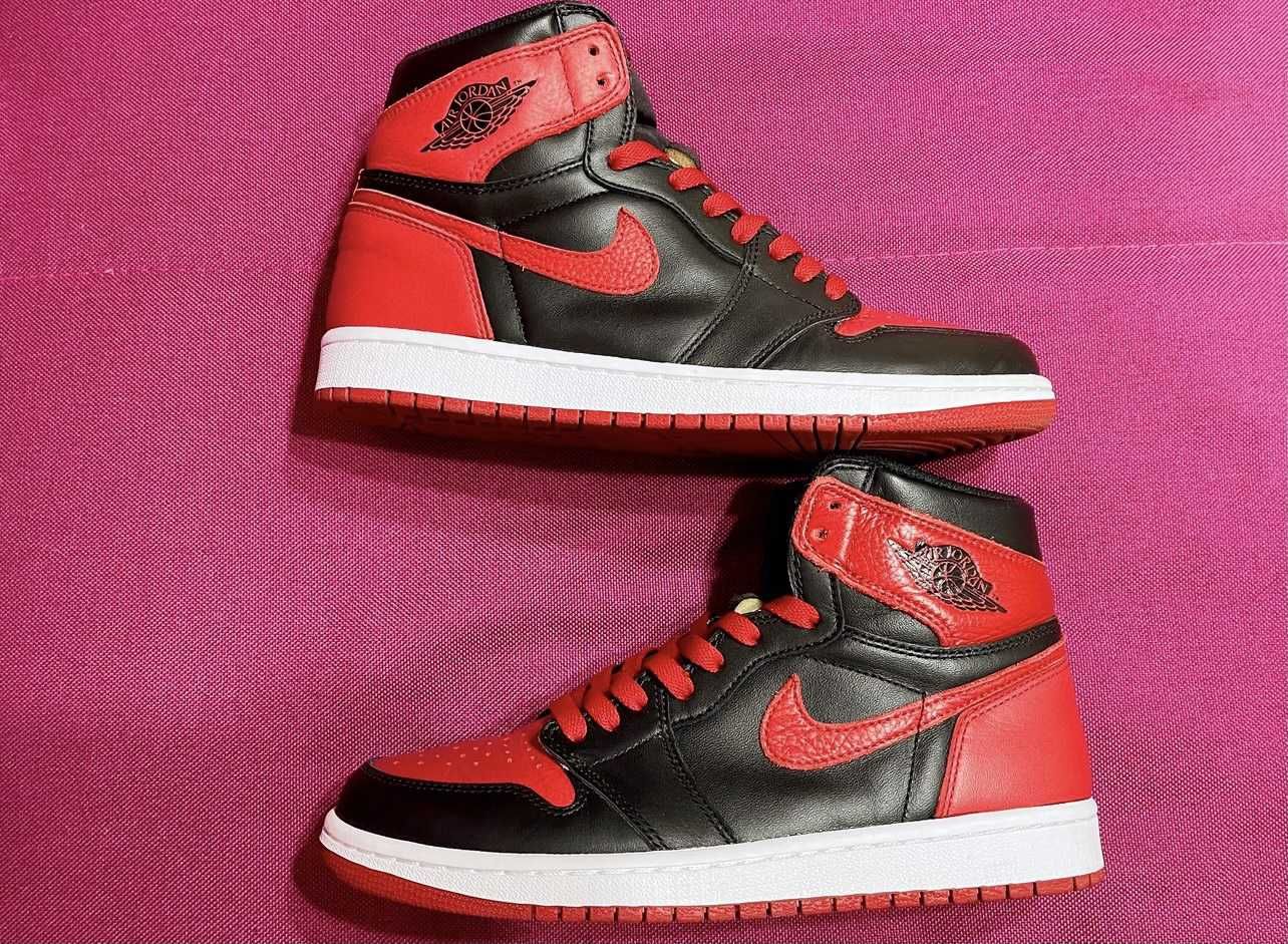 Nike Air Jordan 1 Retro High OG "Bred/Banned" (2016)