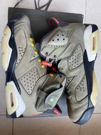 Travis Scott × Nike Air Jordan 6 Retro "Medium Olive"
