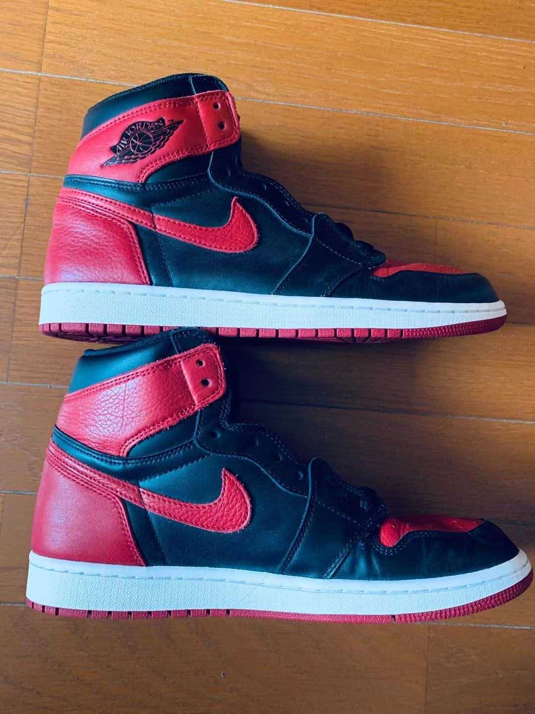 Nike Air Jordan 1 Retro High OG "Bred/Banned" (2016)