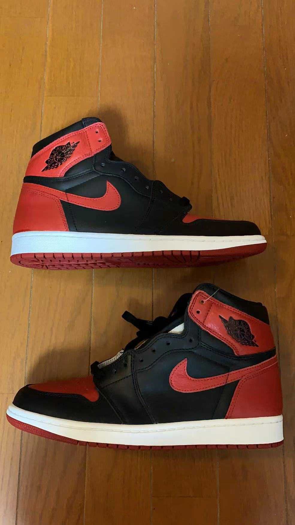 Nike Air Jordan 1 Retro High OG "Bred/Banned" (2016)