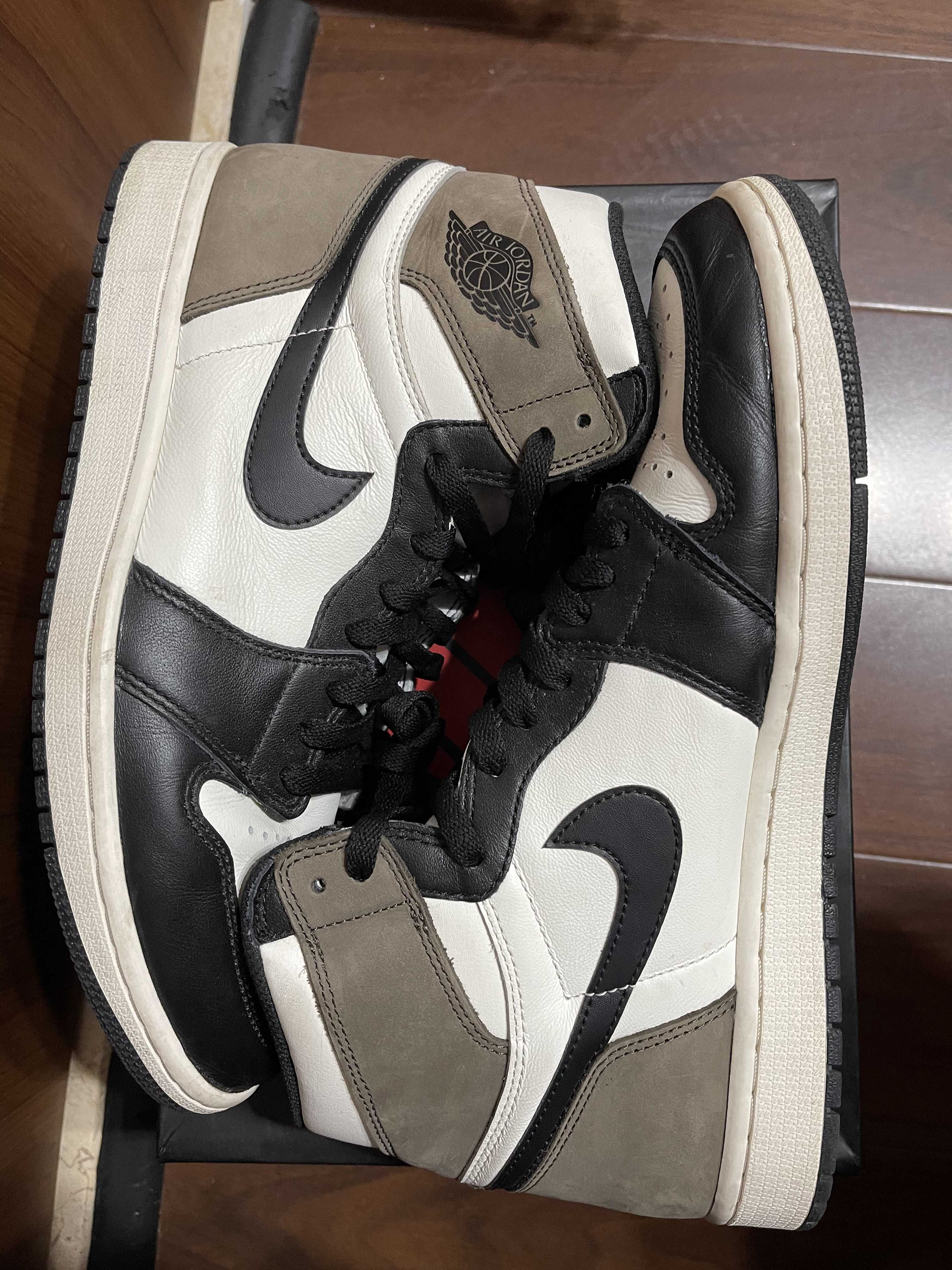 Nike Air Jordan 1 High OG "Sail/Dark Mocha/Black"