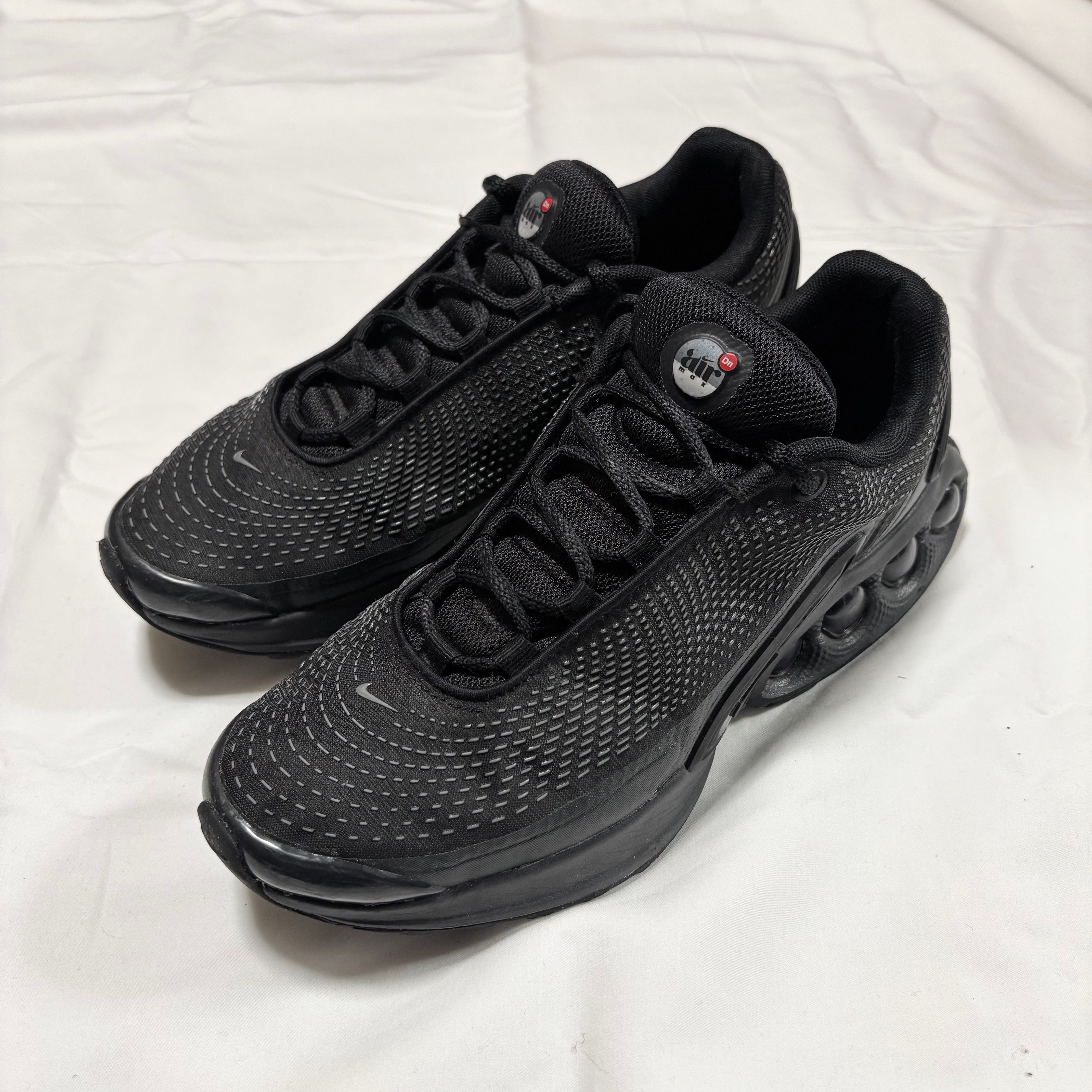 Nike Air Max DN "Black and Dark Smoke Grey"