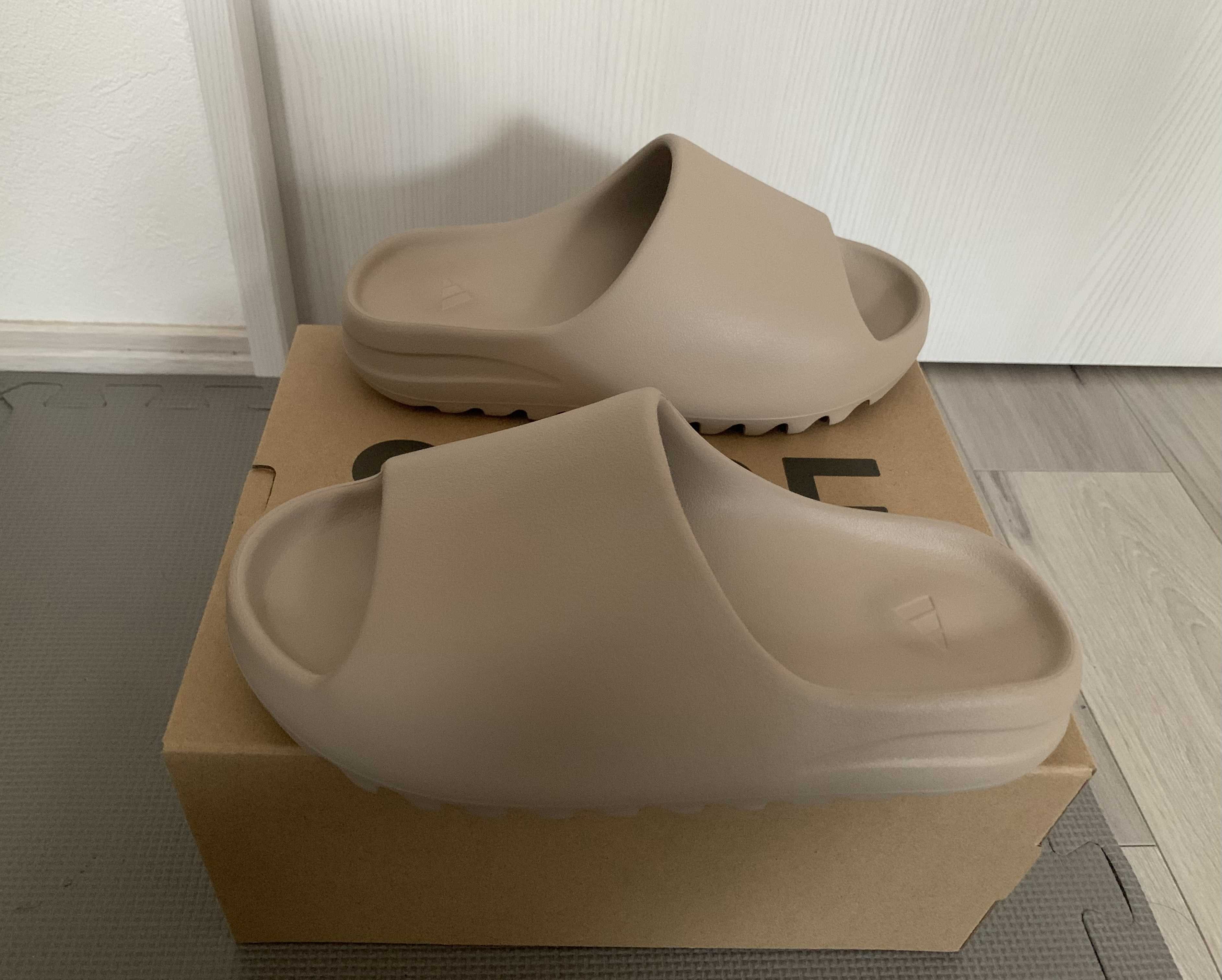 adidas YEEZY Slide "Pure" (GW1934)