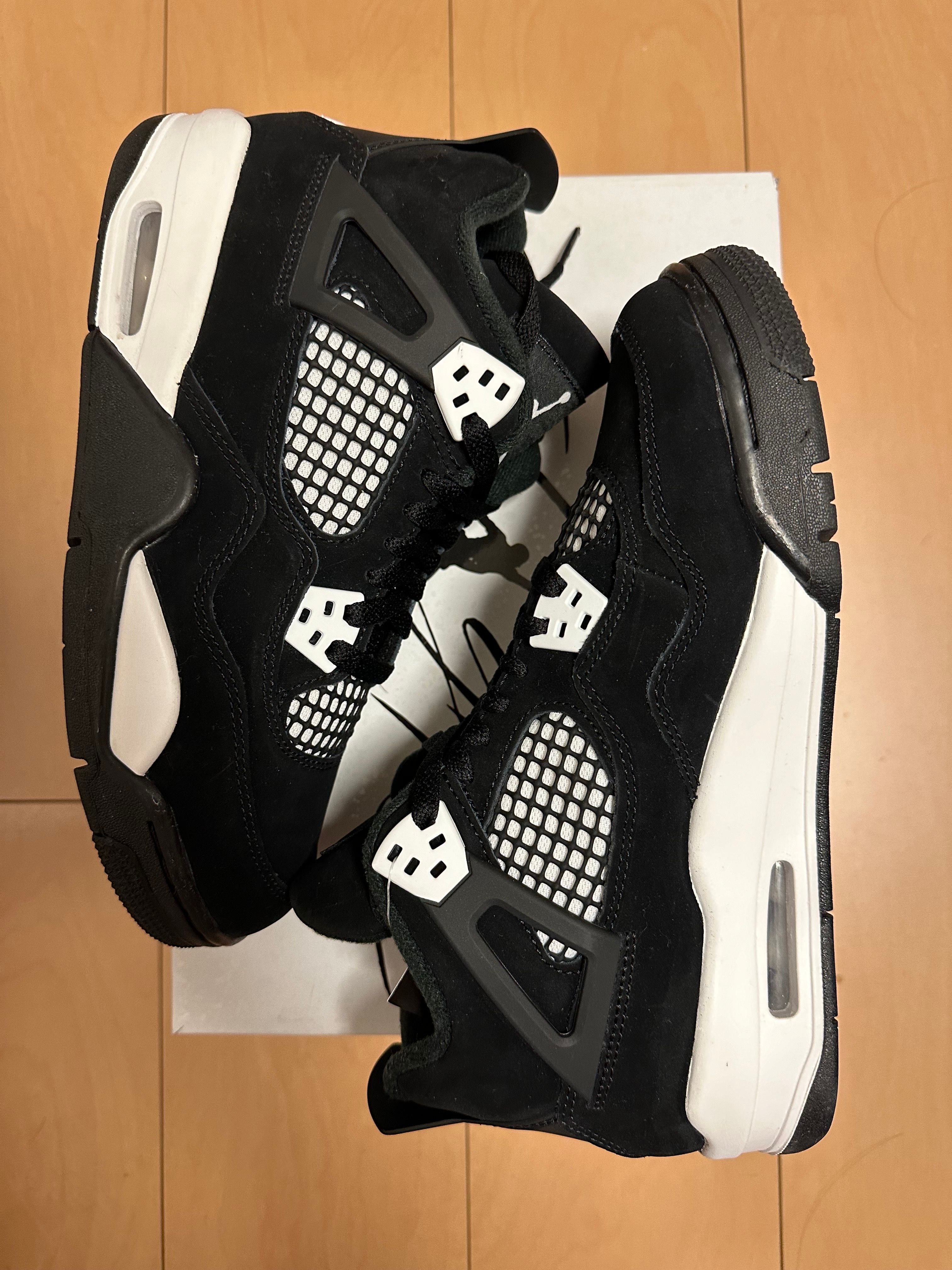 Nike GS Air Jordan 4 Retro "White Thunder"