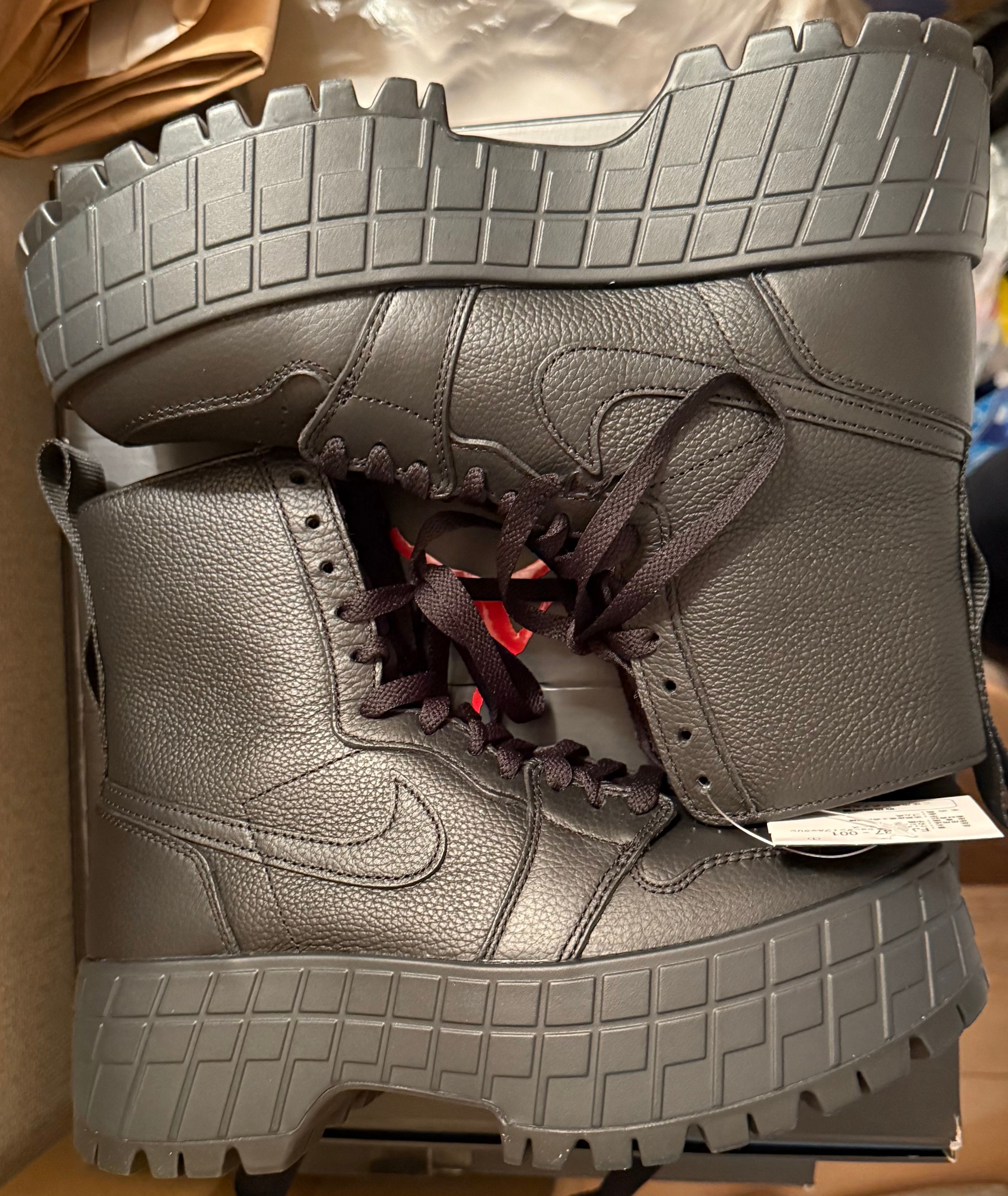 Nike Women's Air Jordan 1 Brooklyn High "Black"