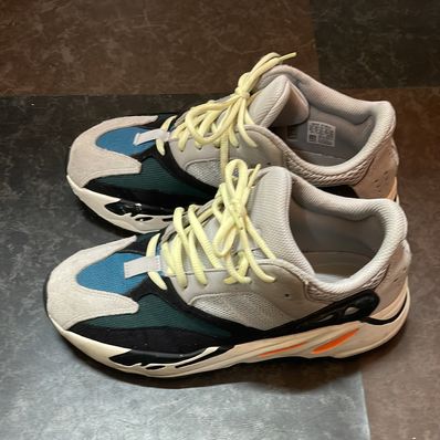 adidas YEEZY Boost 700 "Wave Runner"